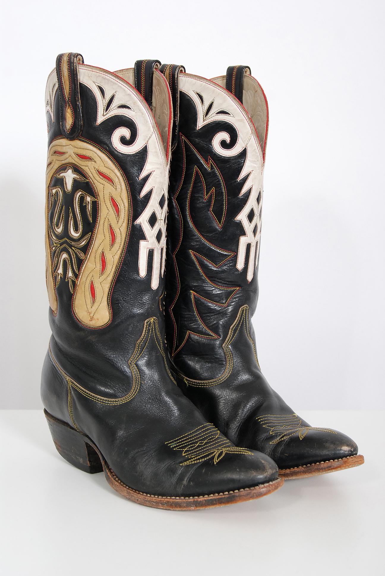 Gorgeous novelty lucky horseshoe leather boots dating back to the early 1970's. The Don Quijote boot company was started in 1926 with the interest in developing high quality shoes that would last. He started exporting post World War II, being one of