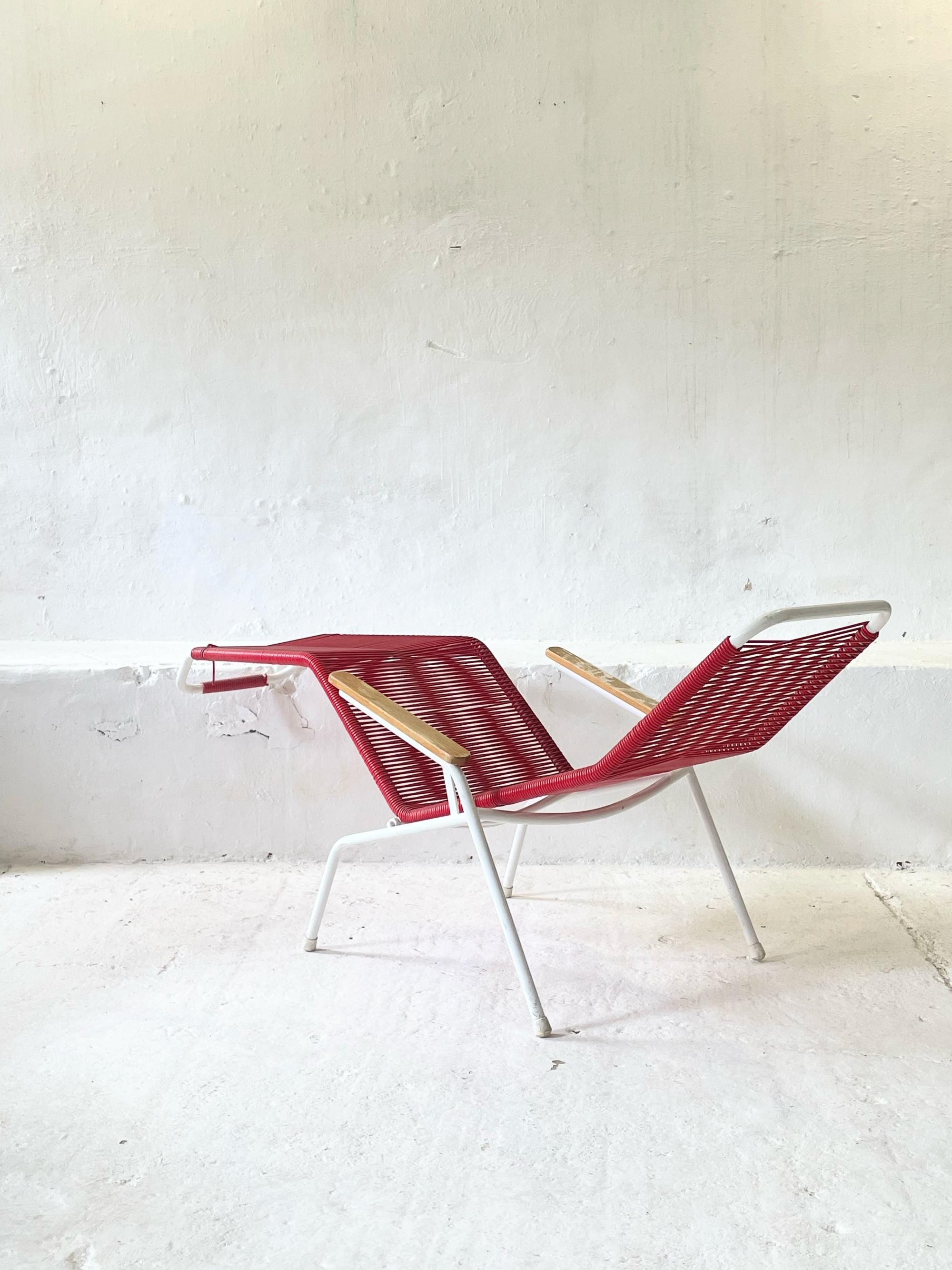 Fine XX secolo Vintage anni '70 Elefant Möbel Spaghetti Garden Recliner in vendita