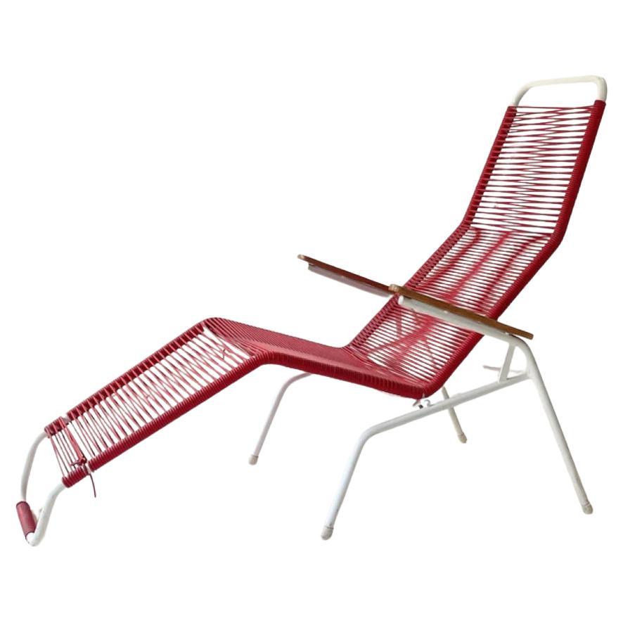 Vintage anni '70 Elefant Möbel Spaghetti Garden Recliner in vendita