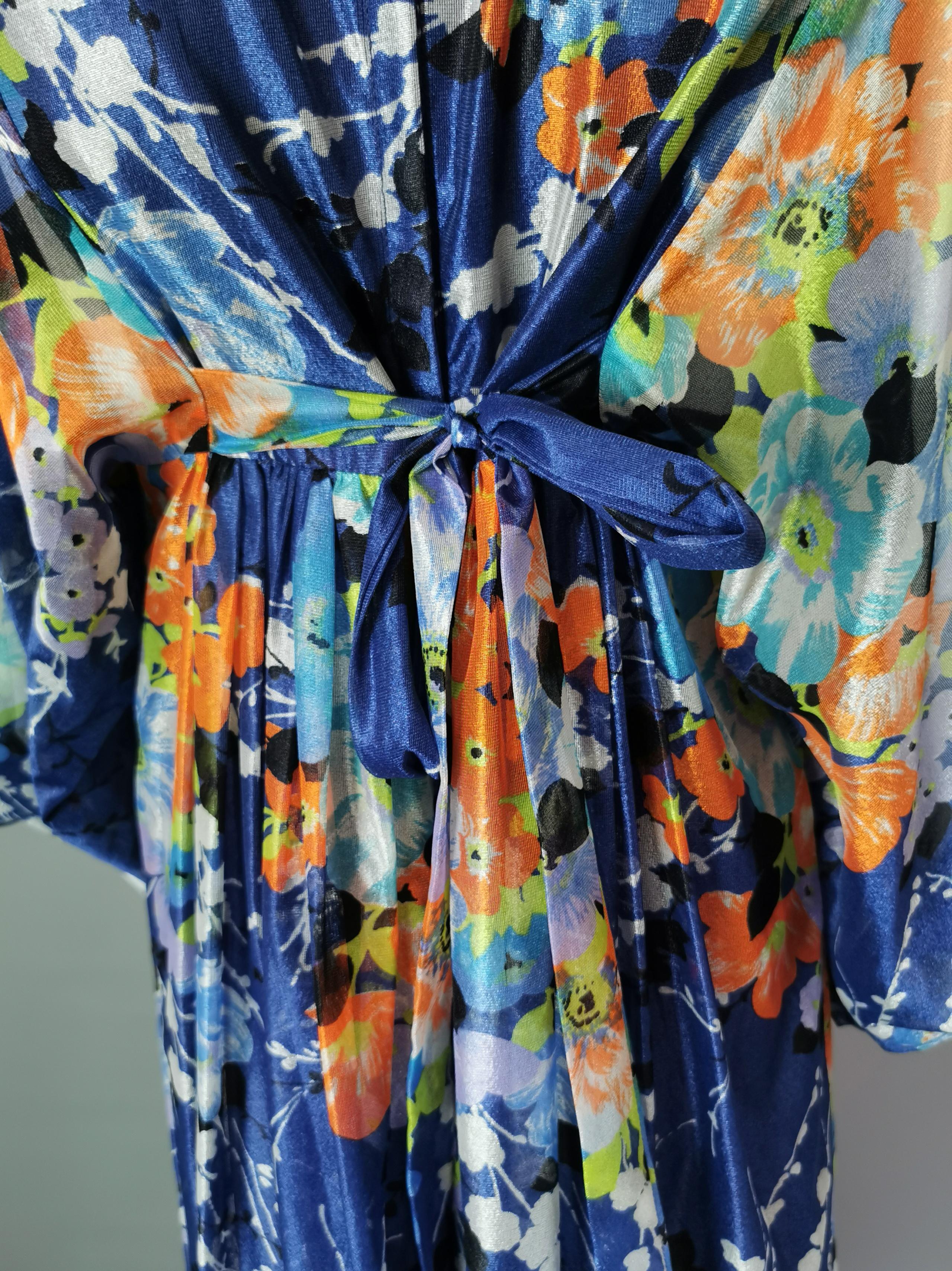 Vintage 1970s floral maxi dress, Boho style  For Sale 11