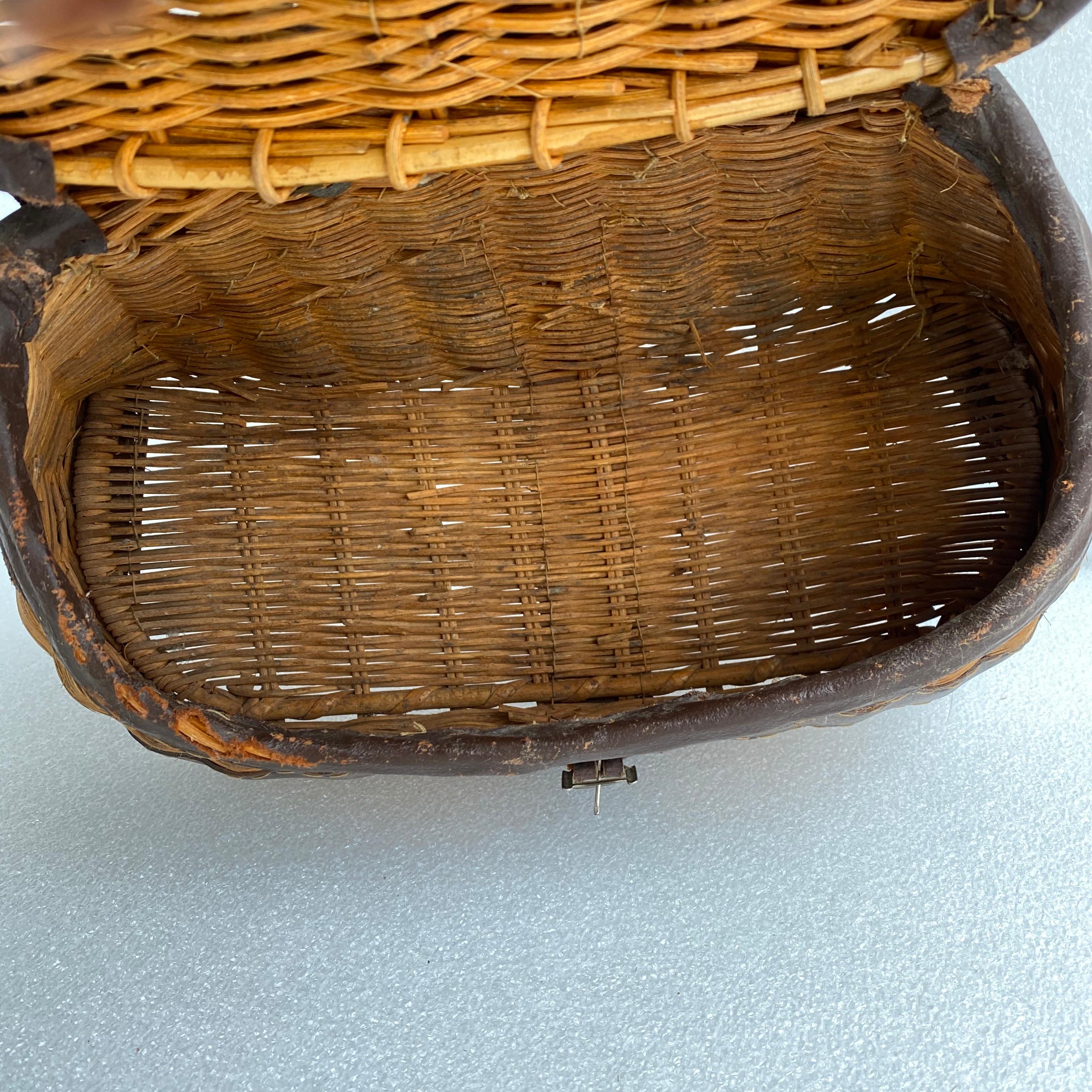 Vintage 1970s Fly Fishers Supply Basket 5