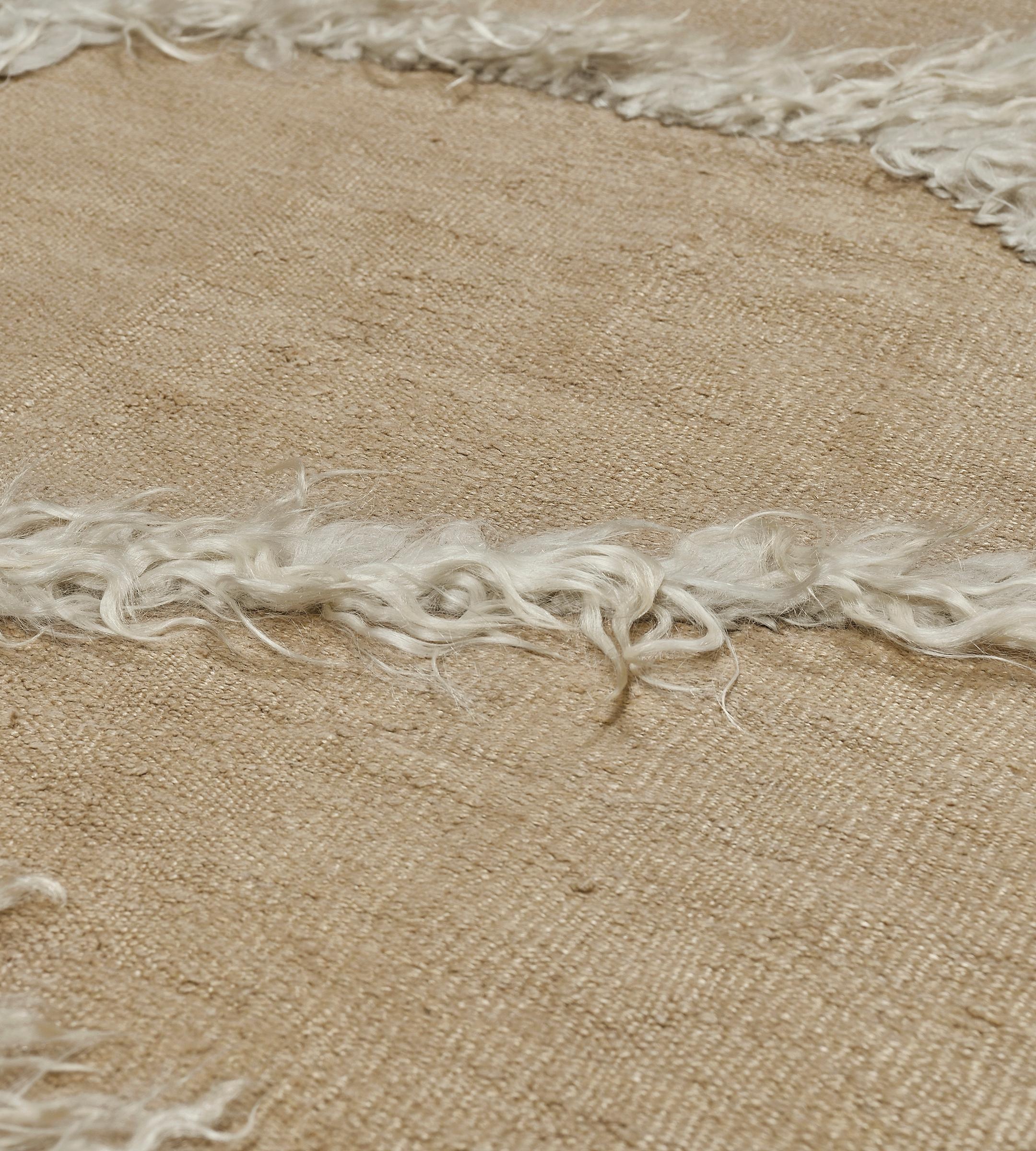 Vintage 1970s Giraffe-Inspired Hemp and Mohair Turkish Rug For Sale 2