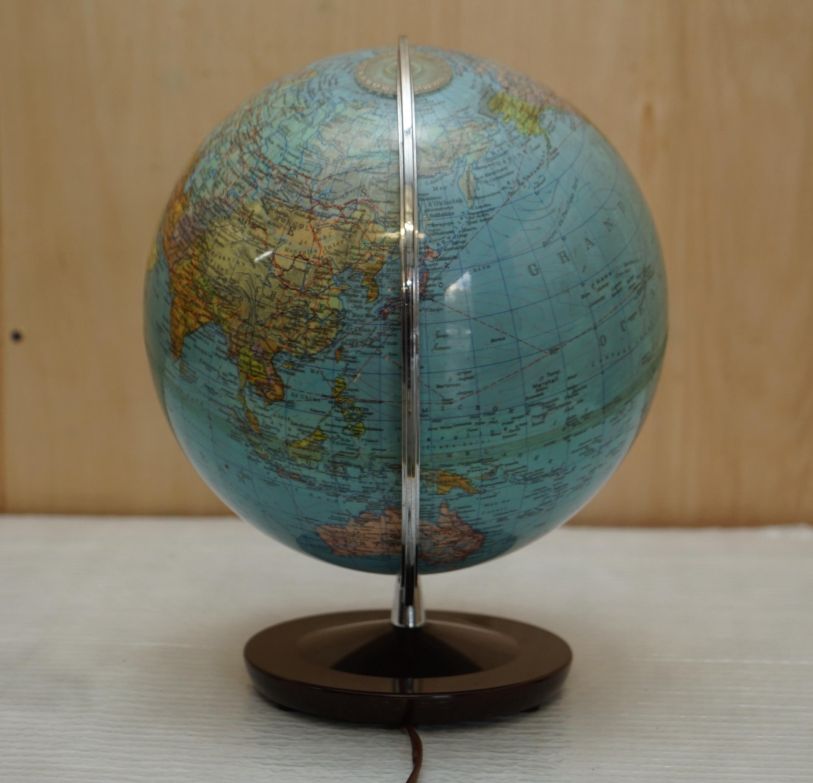 VINTAGE 1970's GLOBE LAMP FULLY REWIRED AND READY TO GO RETRO COOL! For Sale 9