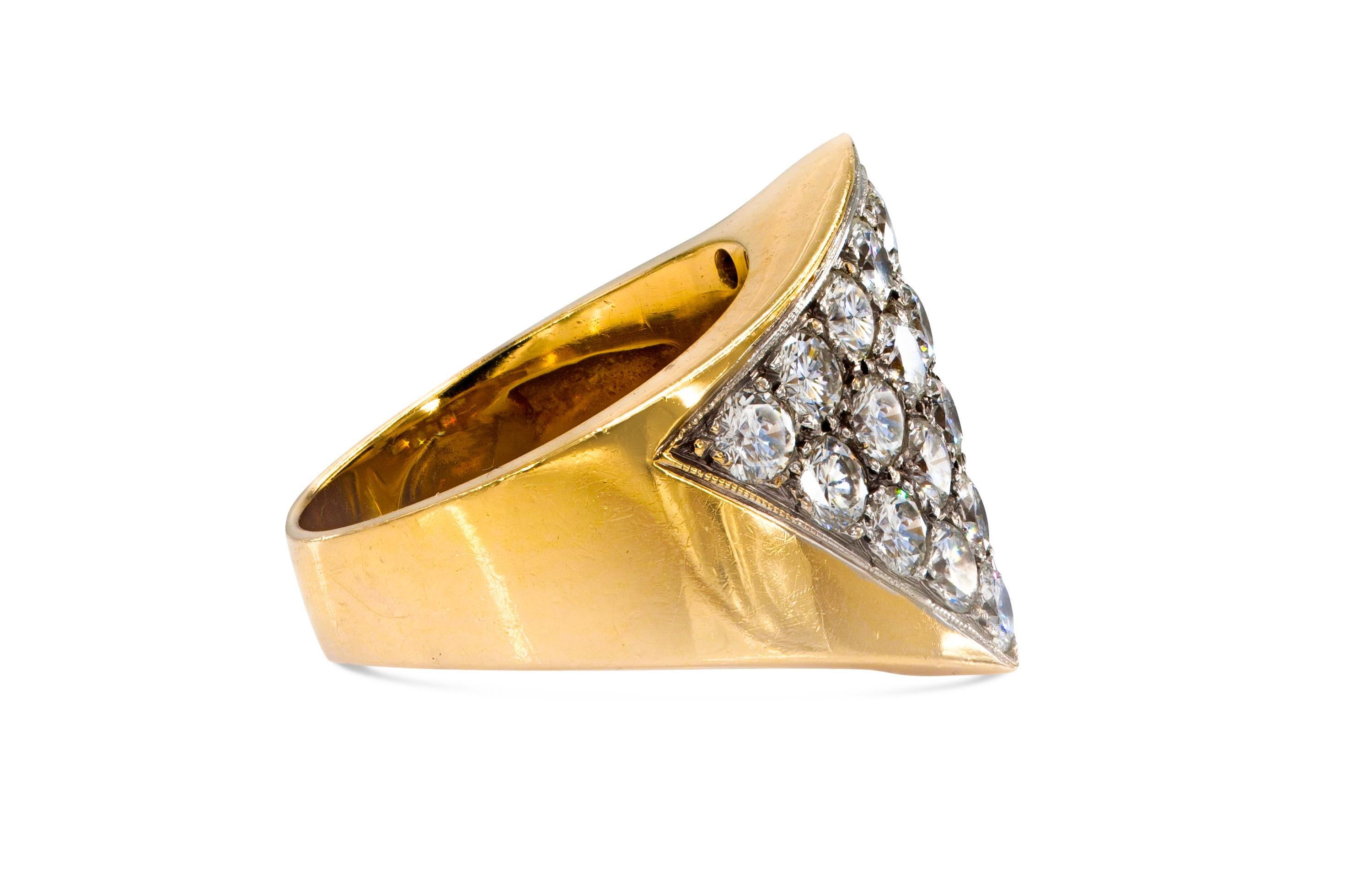 Vintage 1970er Gold und 2,20 Karat Diamantring (Rundschliff) im Angebot