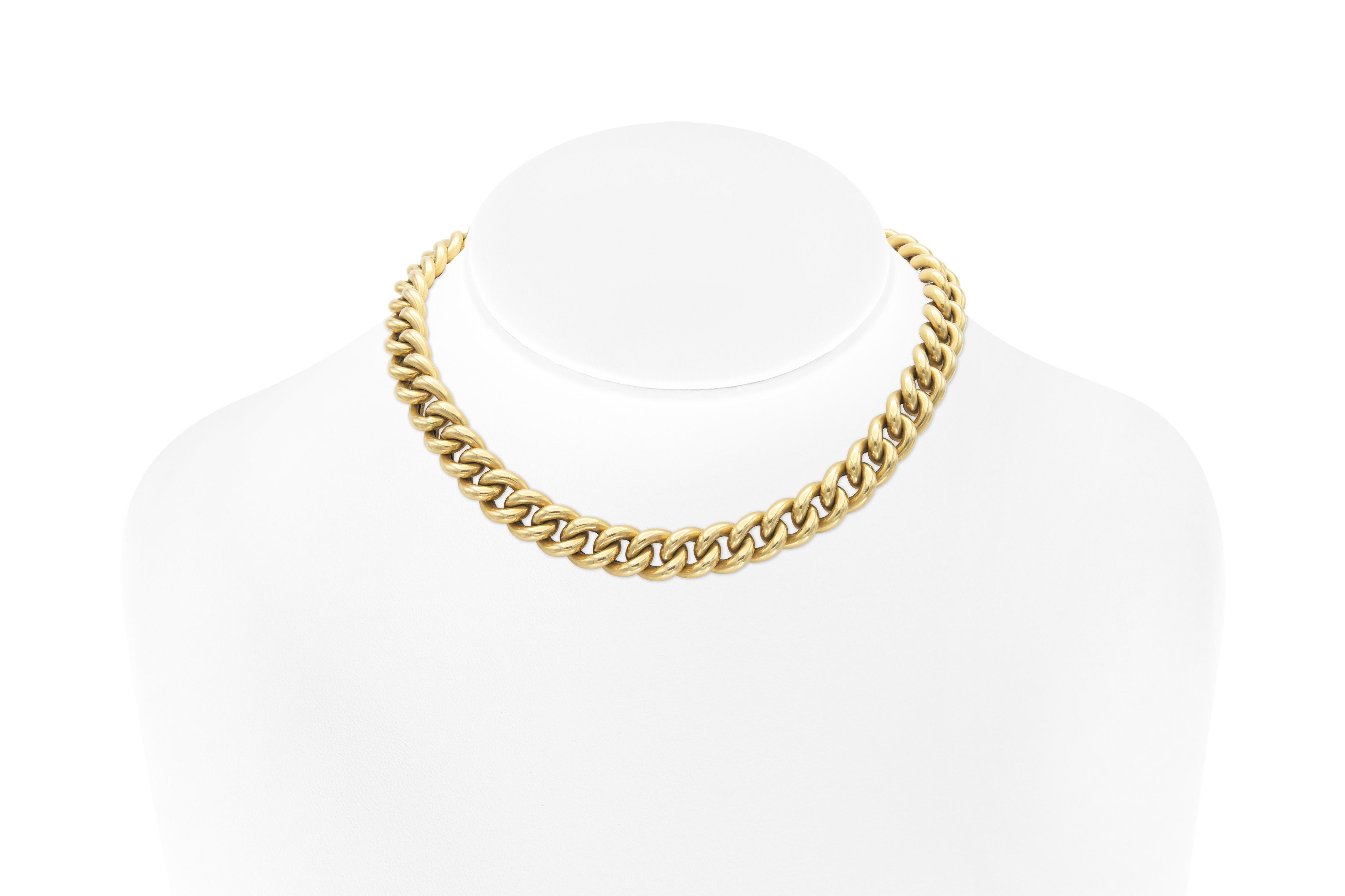 Finely crafted in 18k yellow gold.
Circa 1970s
16 1/2 inches long