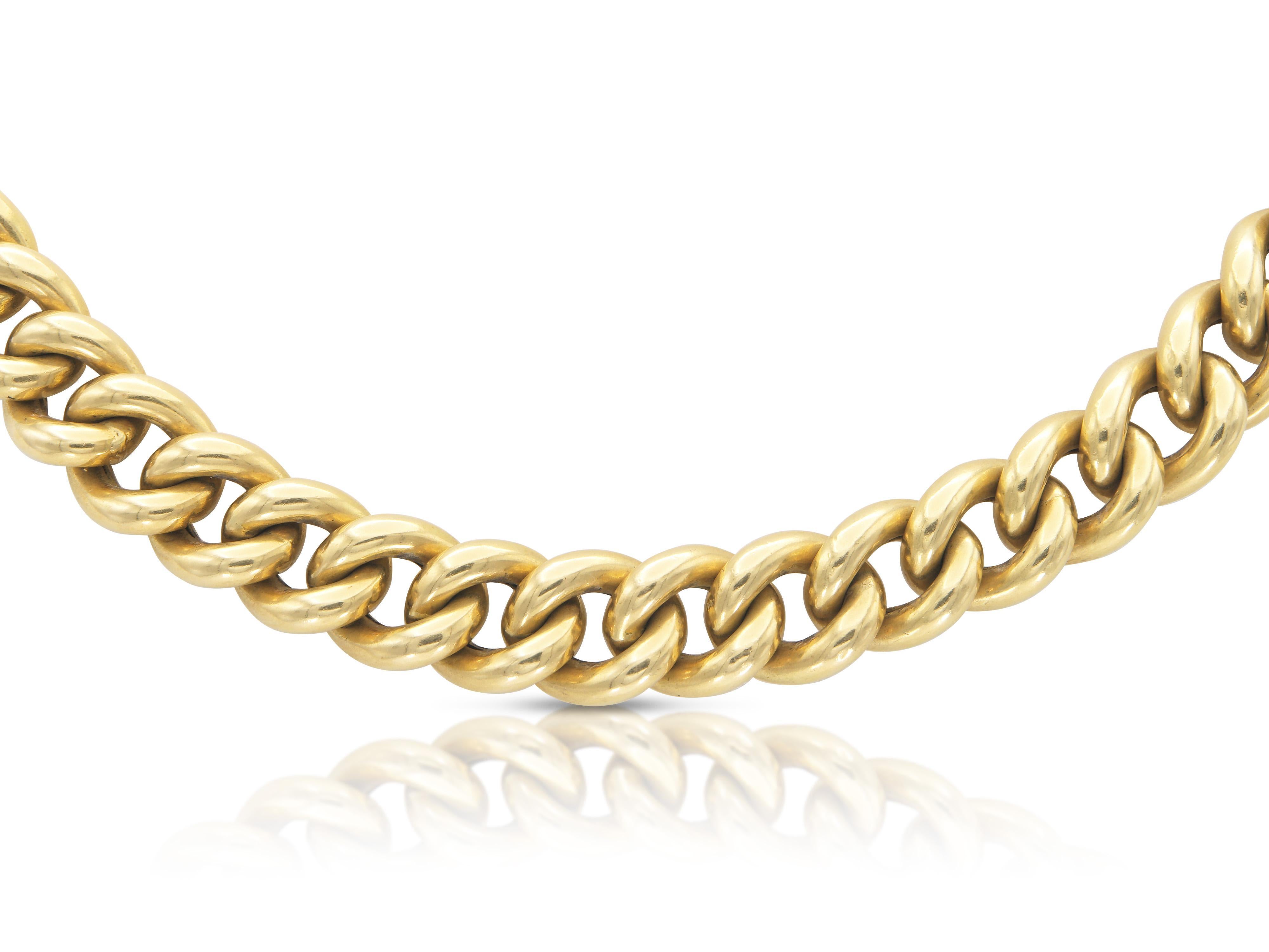 Vintage 1970s Gold Curb Link Toggle Necklace In Good Condition In New York, NY