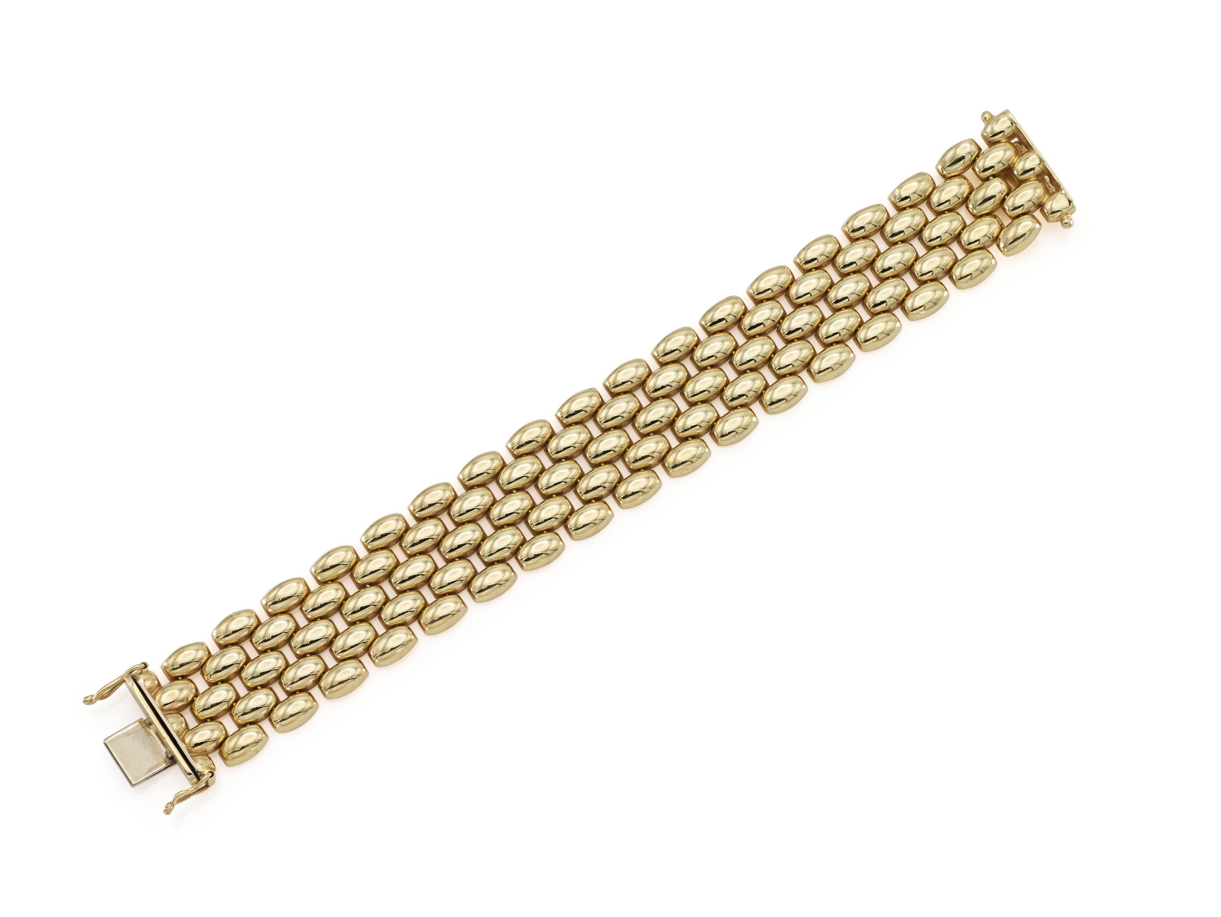 Finely crafted in 14k yellow gold.
Made in Italy
Circa 1970s
Size 7 inches
