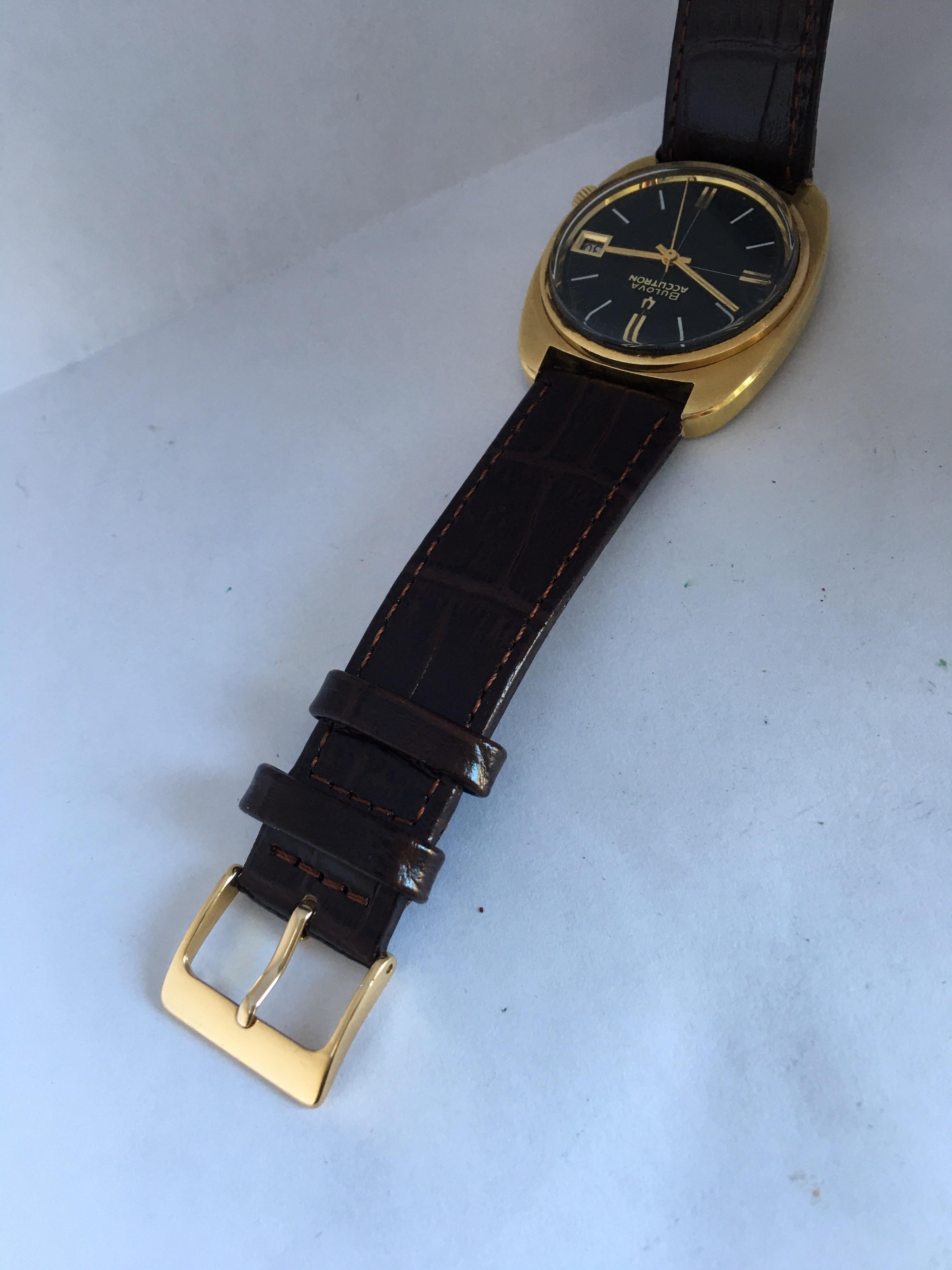 Vintage 1970s Gold-Plated Bulova Accutron Gent Watch 4