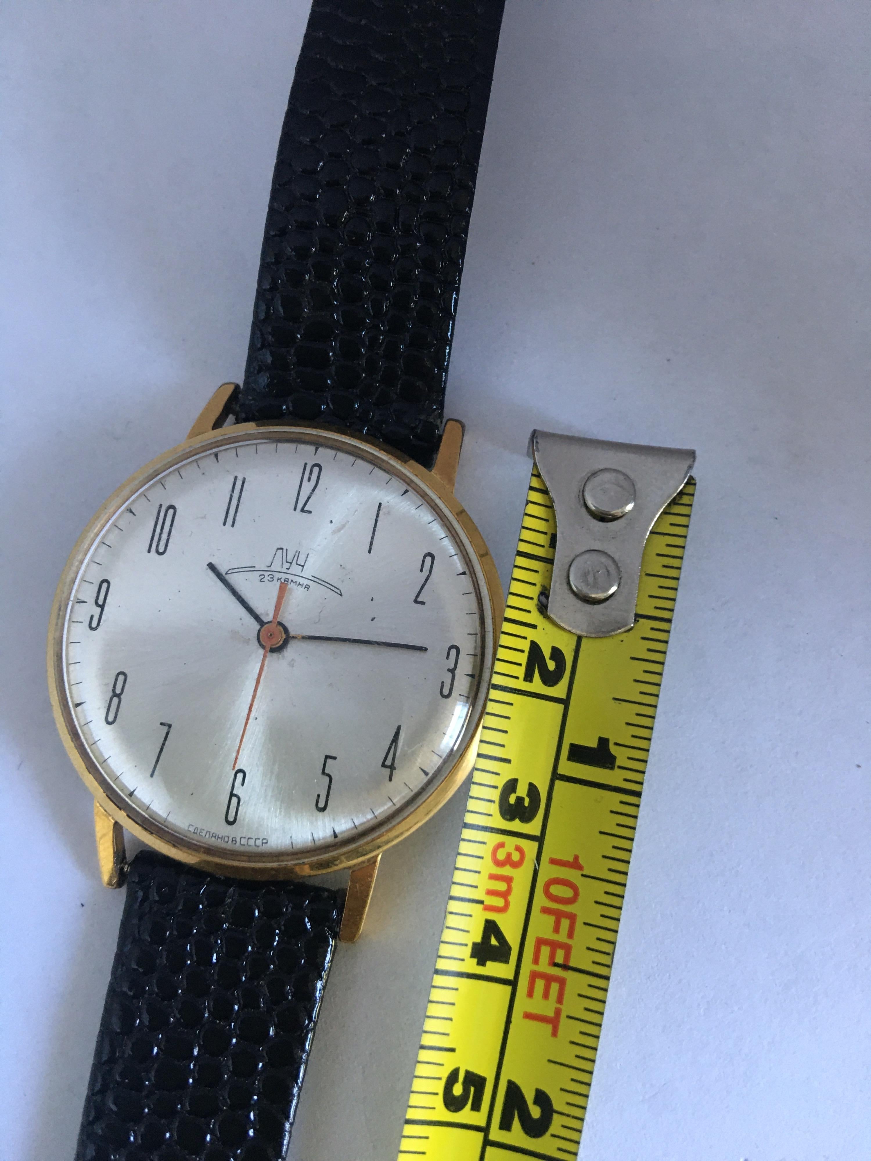 Vintage 1970s Gold-Plated Mechanical Watch For Sale 5