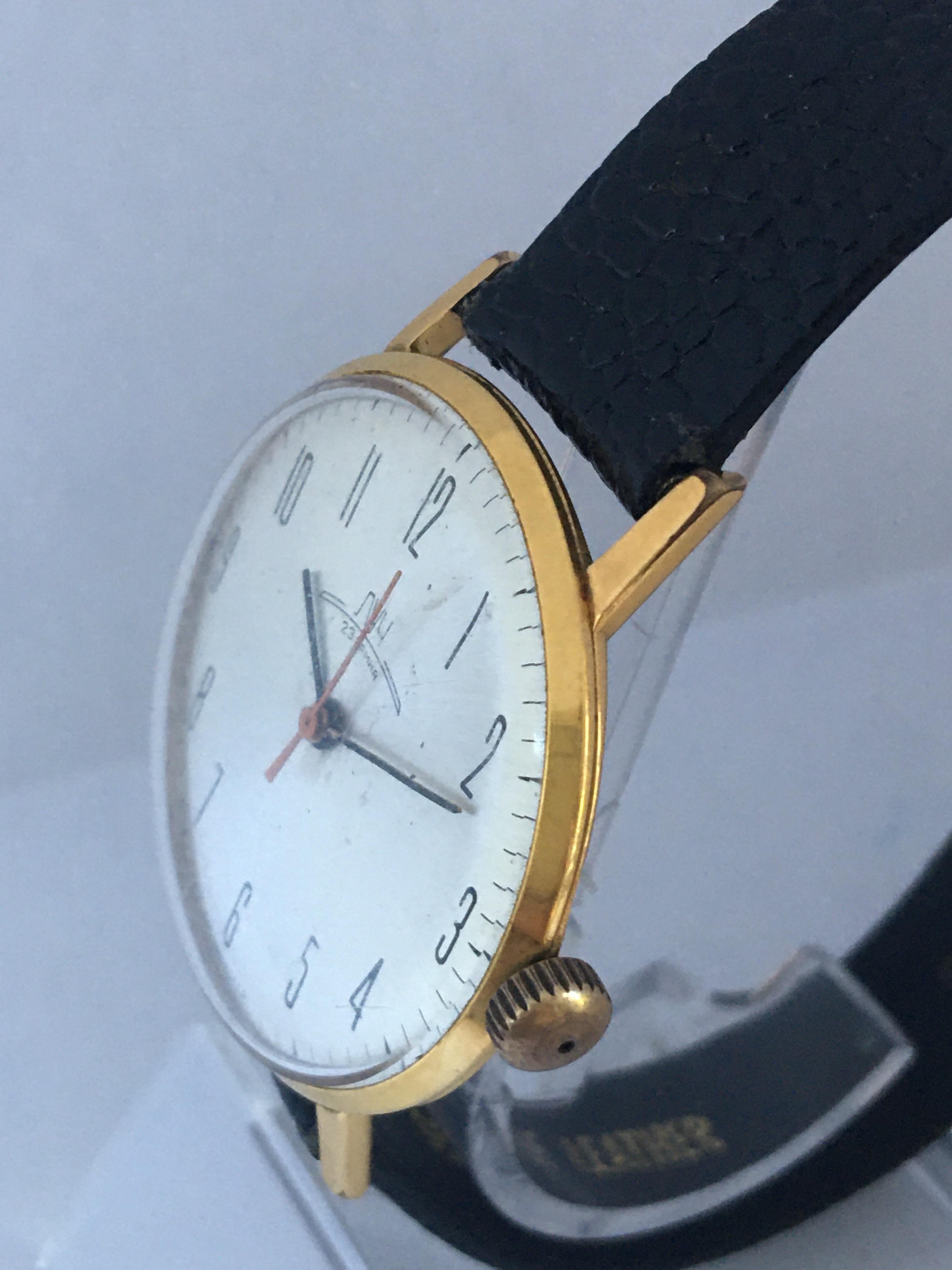 Vintage 1970s Gold-Plated Mechanical Watch For Sale 7