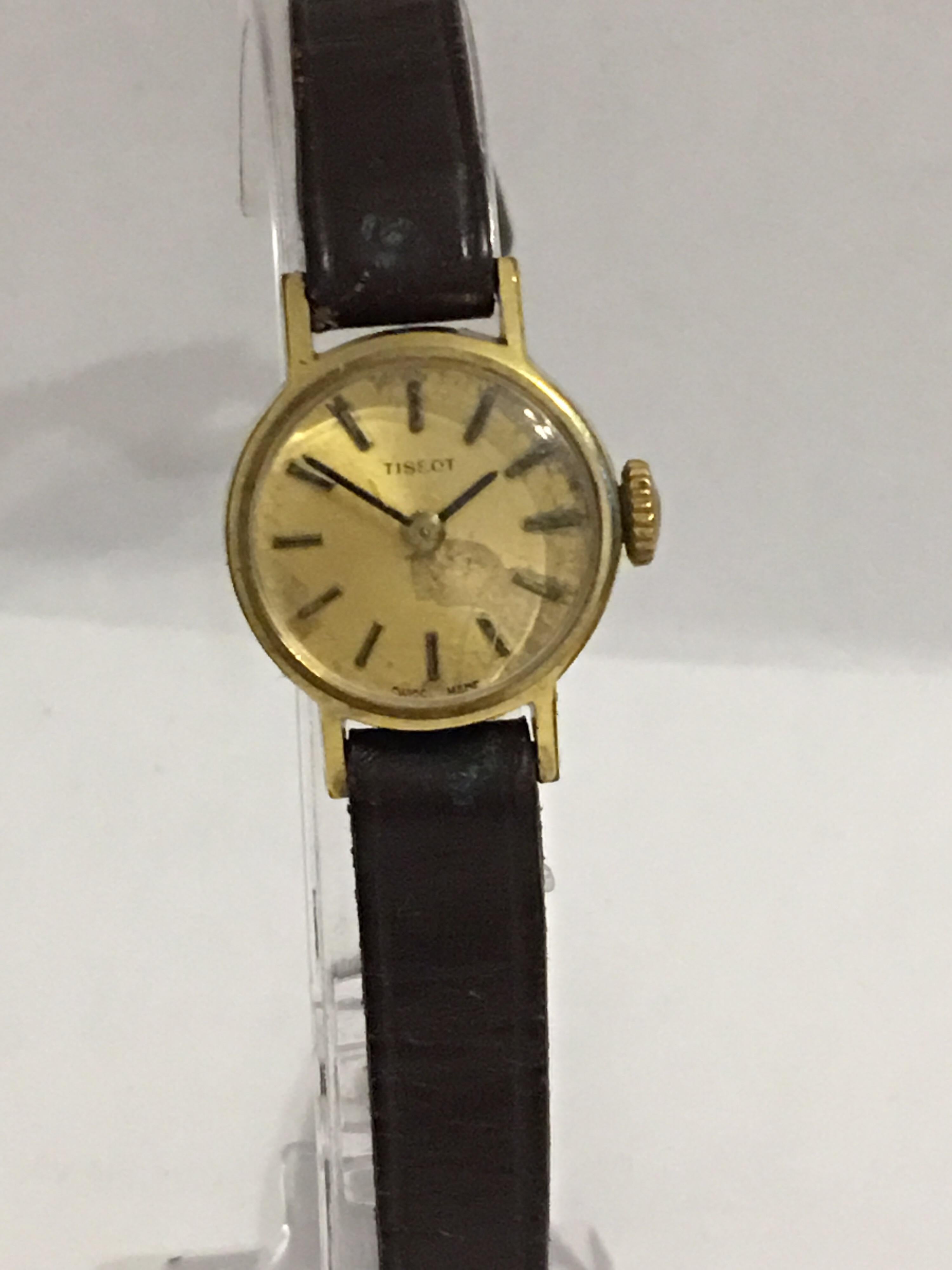 Vintage 1970s Gold-Plated TISSOT Ladies Wristwatch For Sale 4