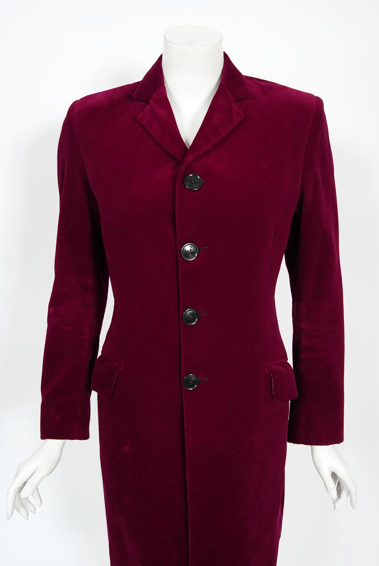 Rare 1970's Granny Takes a Trip Documented Merlot Red Velvet Dandy Blazer Jacket In Good Condition For Sale In Beverly Hills, CA
