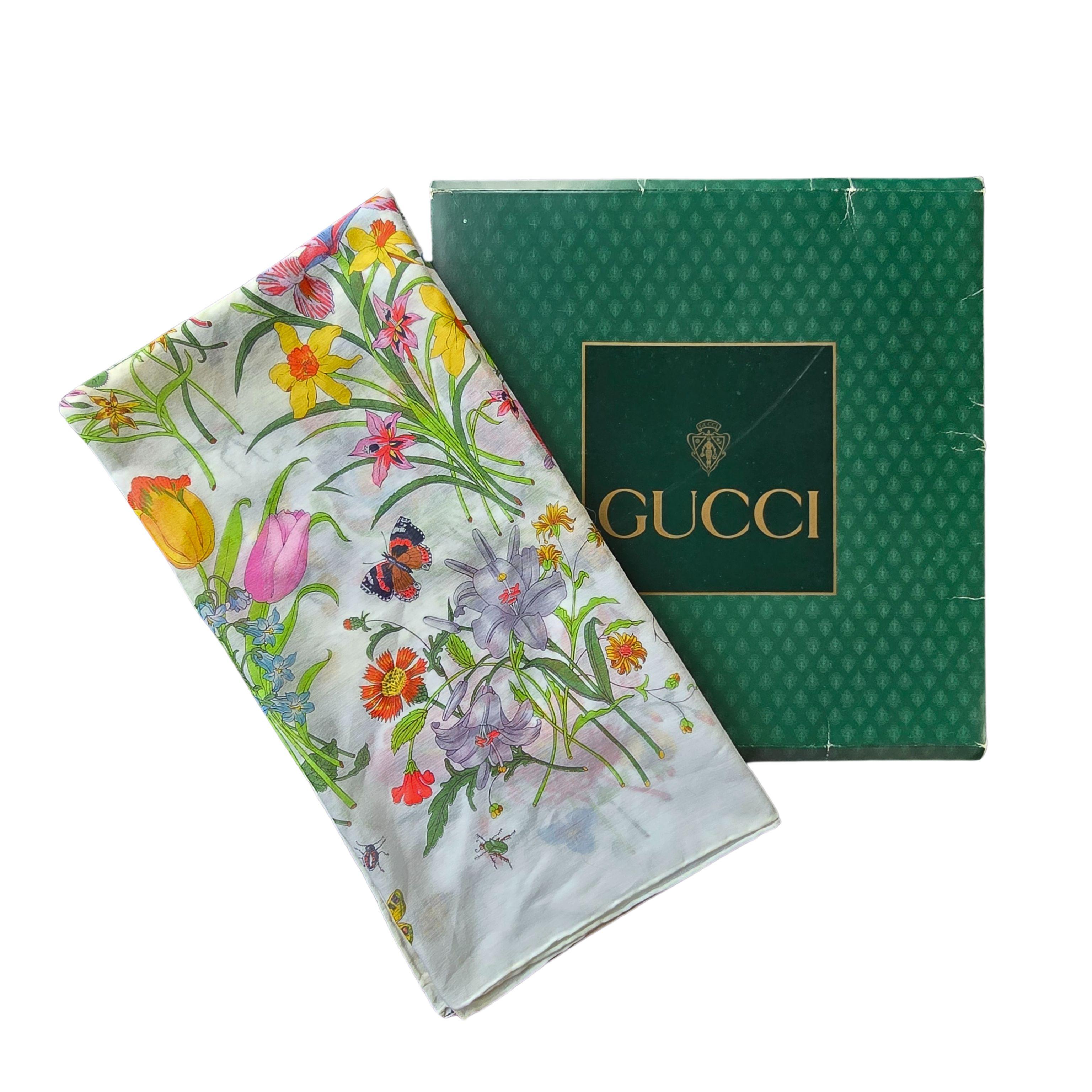 Vintage 1970s Gucci Flora Scarf Unused Condition For Sale 6