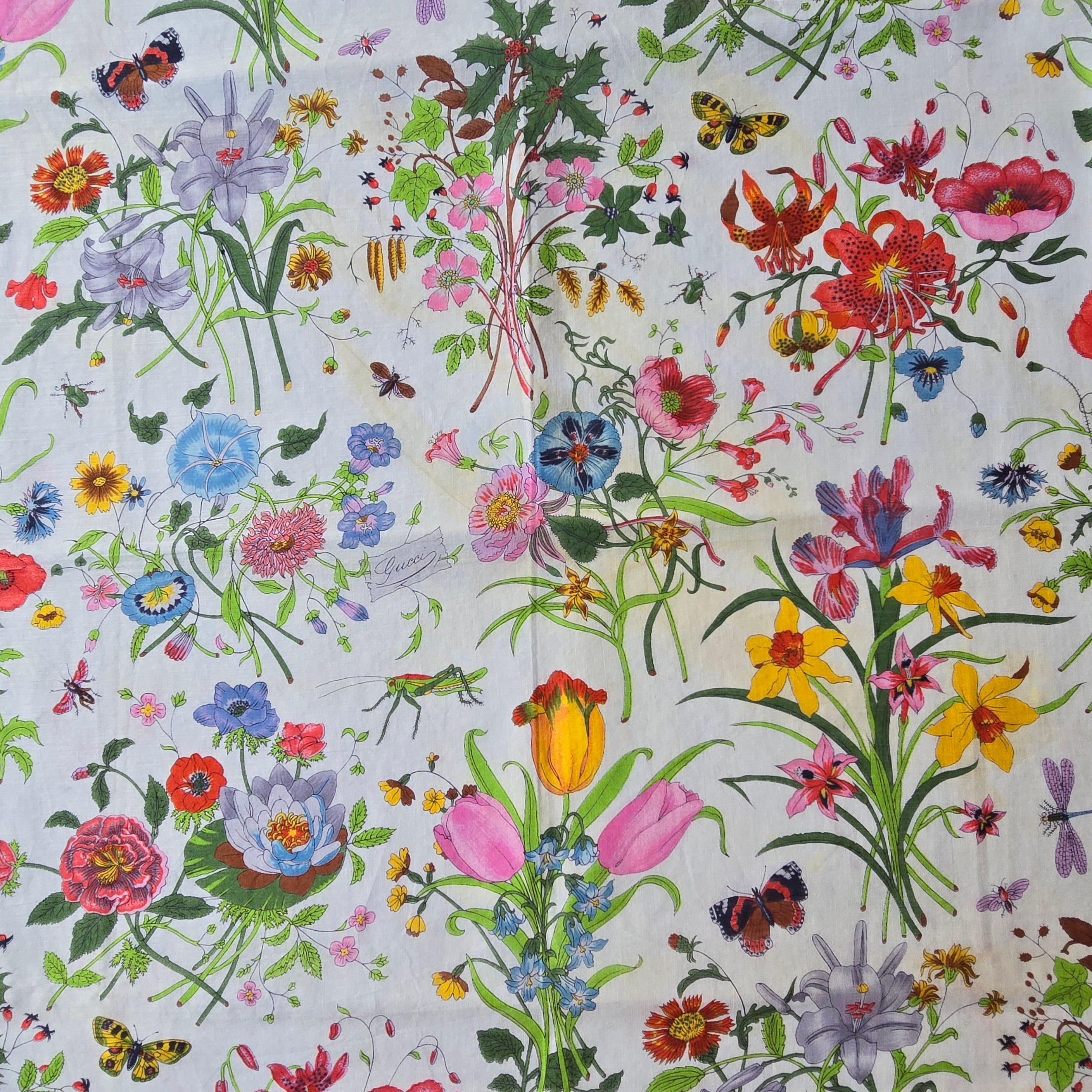Gray Vintage 1970s Gucci Flora Scarf Unused Condition For Sale