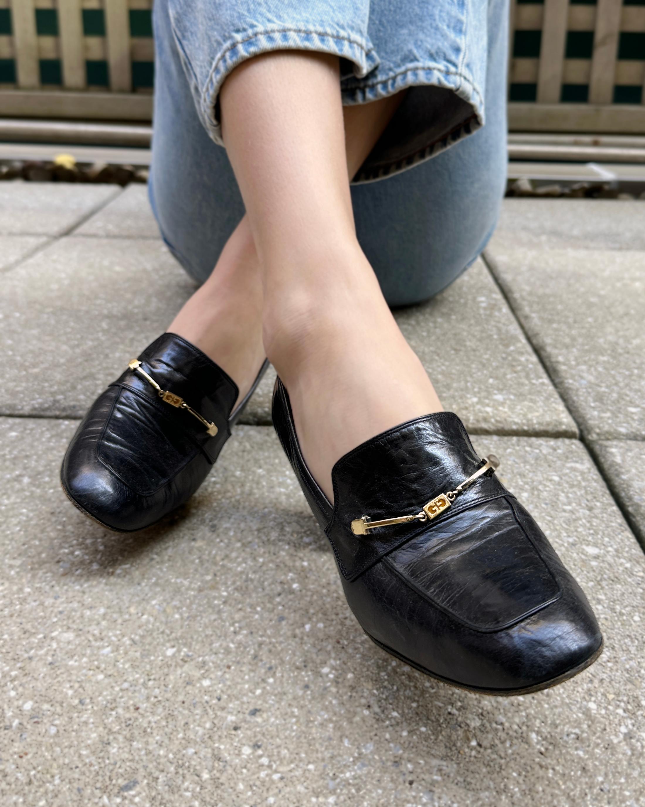 VINTAGE 1970s GUCCI HEELED LOAFERS 3
