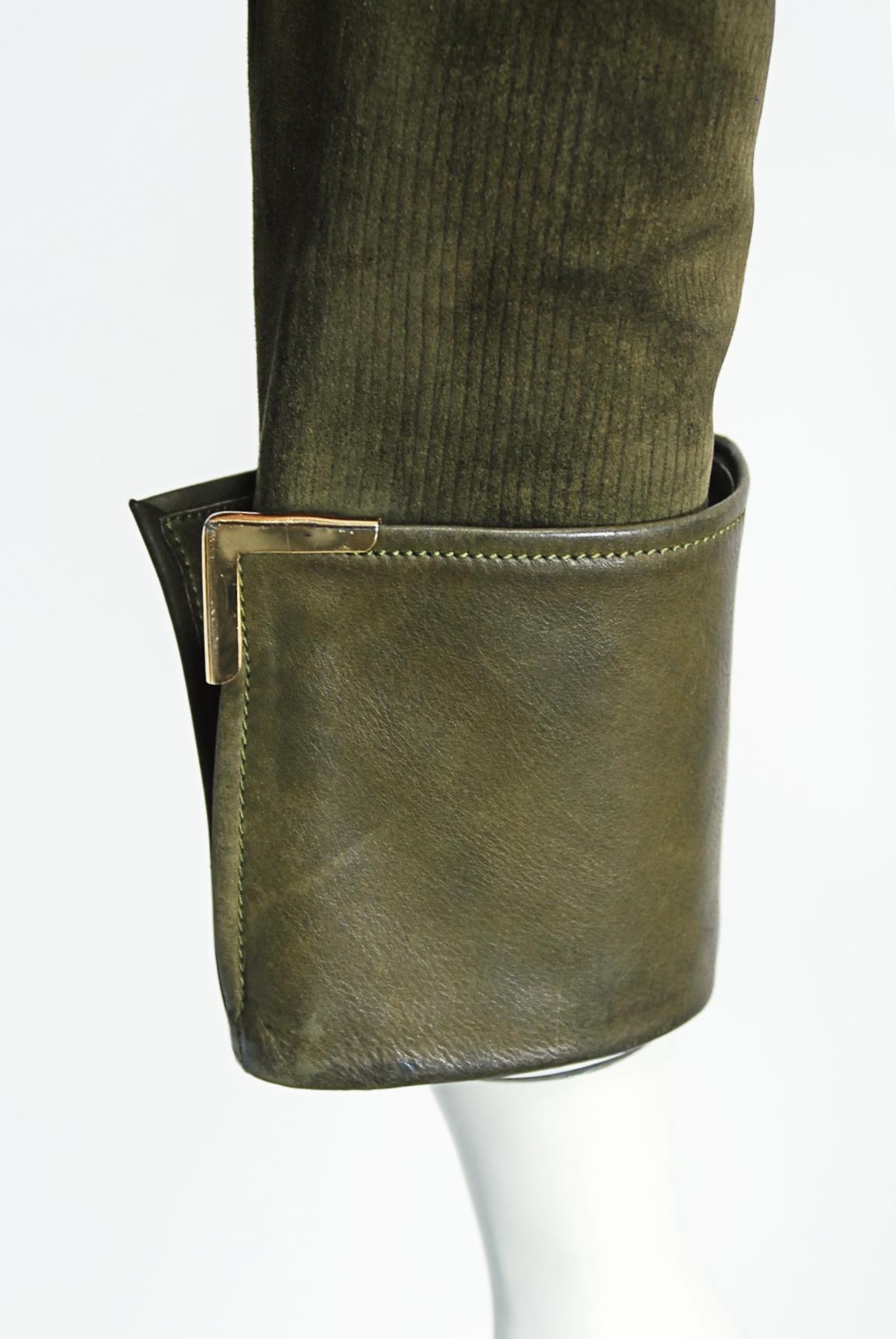 Vintage 1970's Gucci Olive-Green Leather Suede Logo Enamel Trench Coat Jacket  5