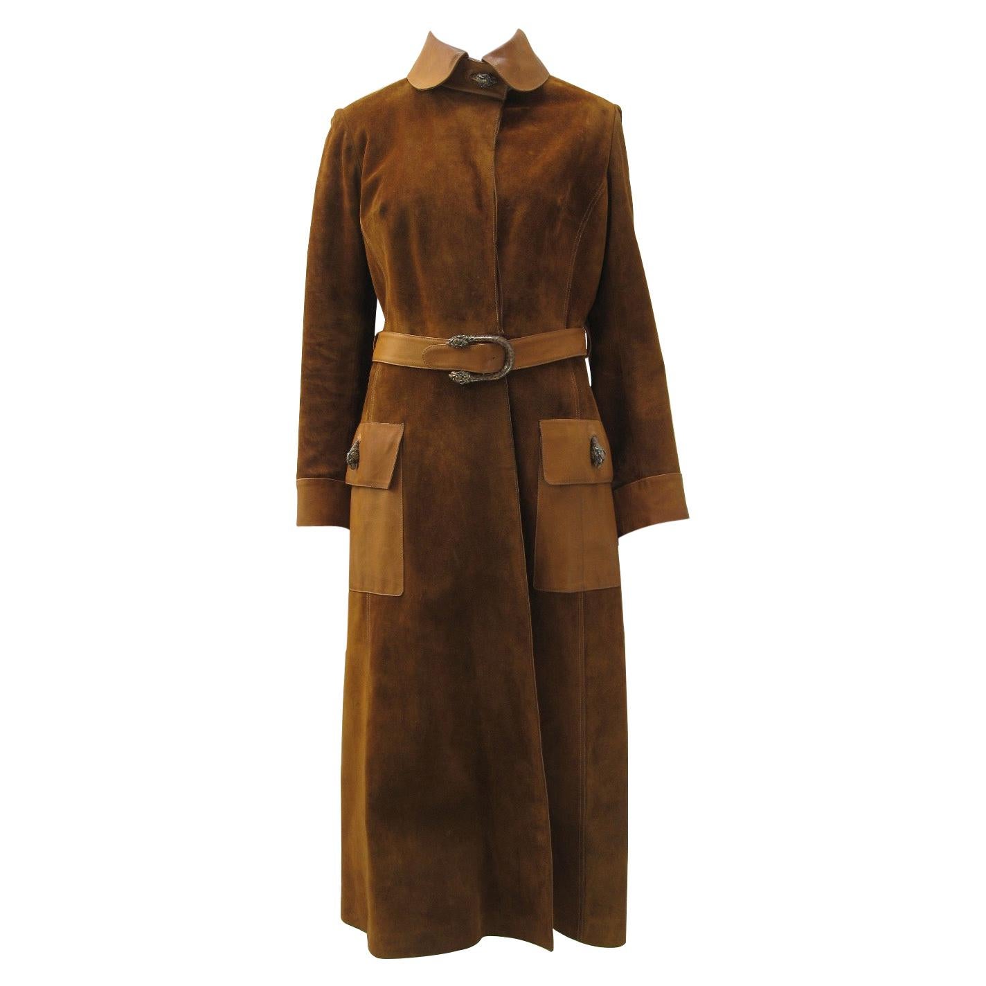 Vintage 1970s Gucci Tan Suede Leather Trim Coat with Tiger Hardware 