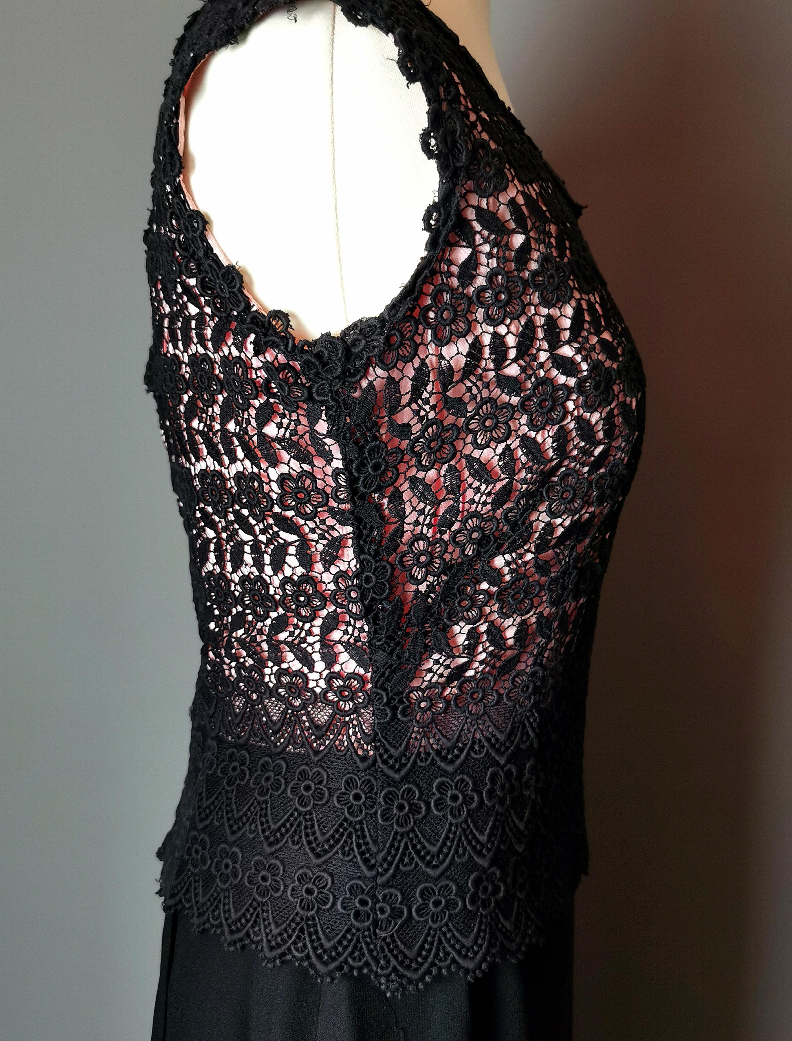 Vintage 1970s Guipure lace overlay dress, Black and Pink  For Sale 1
