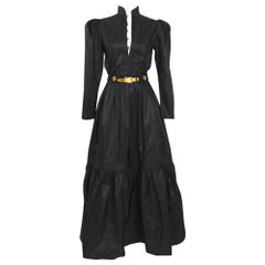 Vintage 1970er Guy Laroche Paris Maxikleid aus 100 % Seidentaft mit passendem Gürtel
