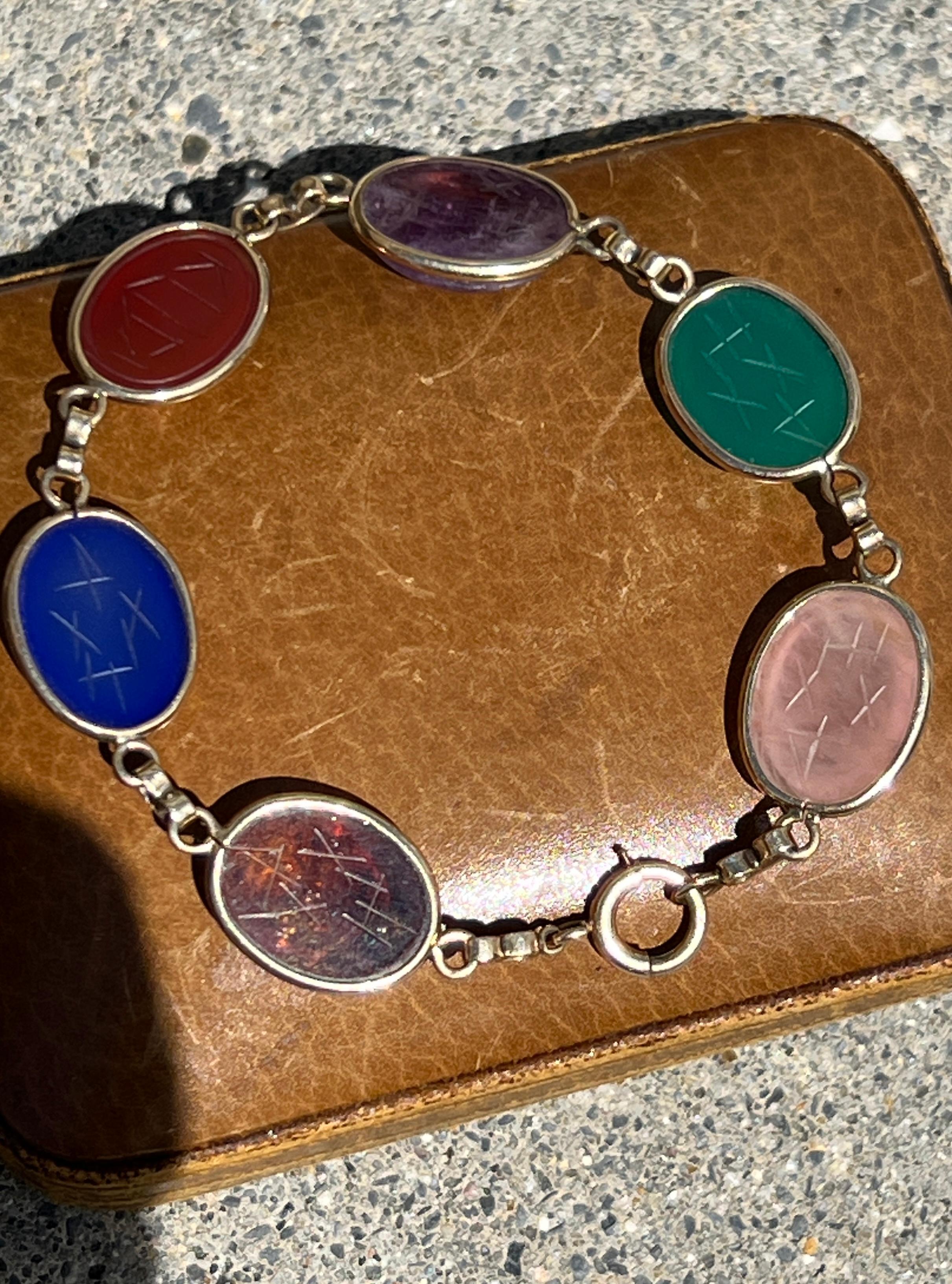 Vintage 1970s Hand Carved Scarab Multi-Gemstone Yellow Gold Bracelet 4
