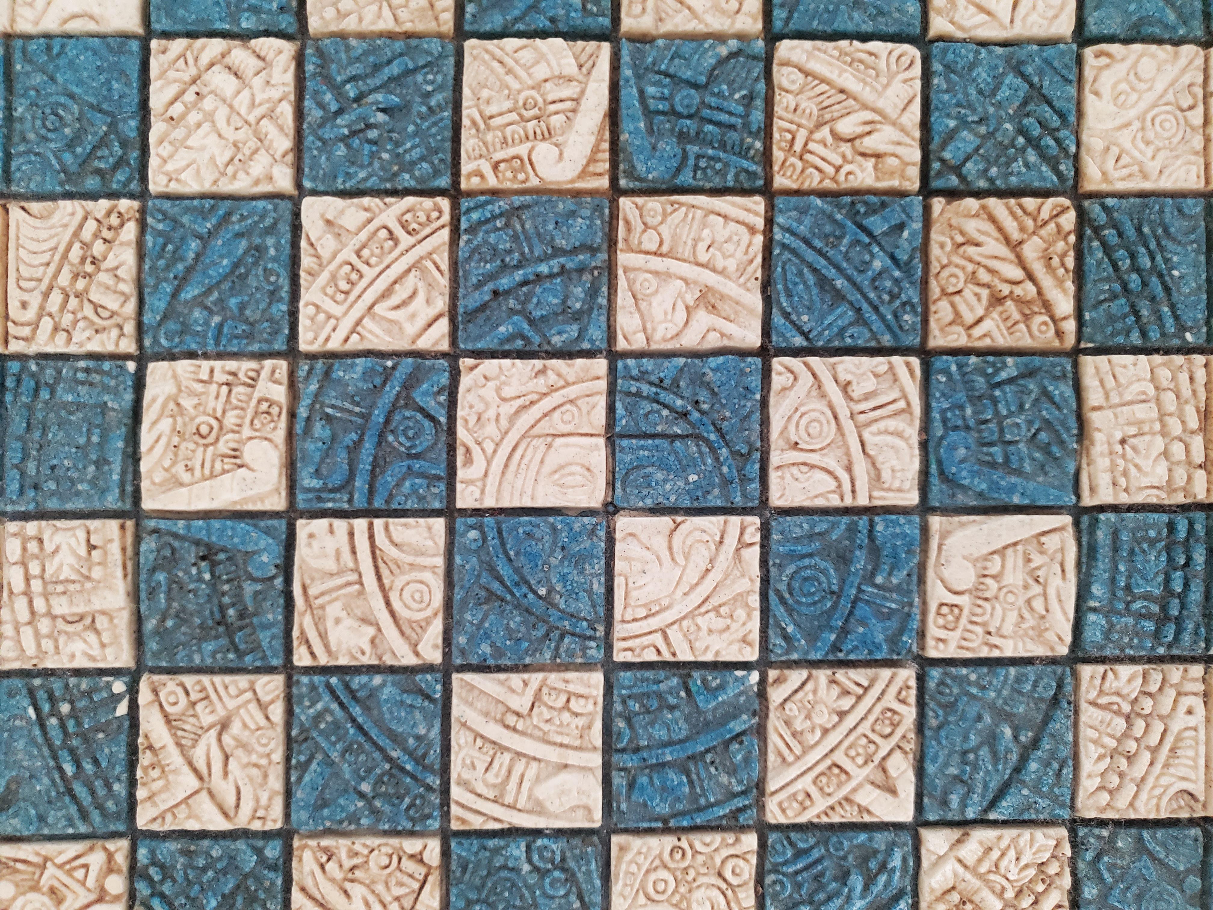 scacchiera in legno vintage