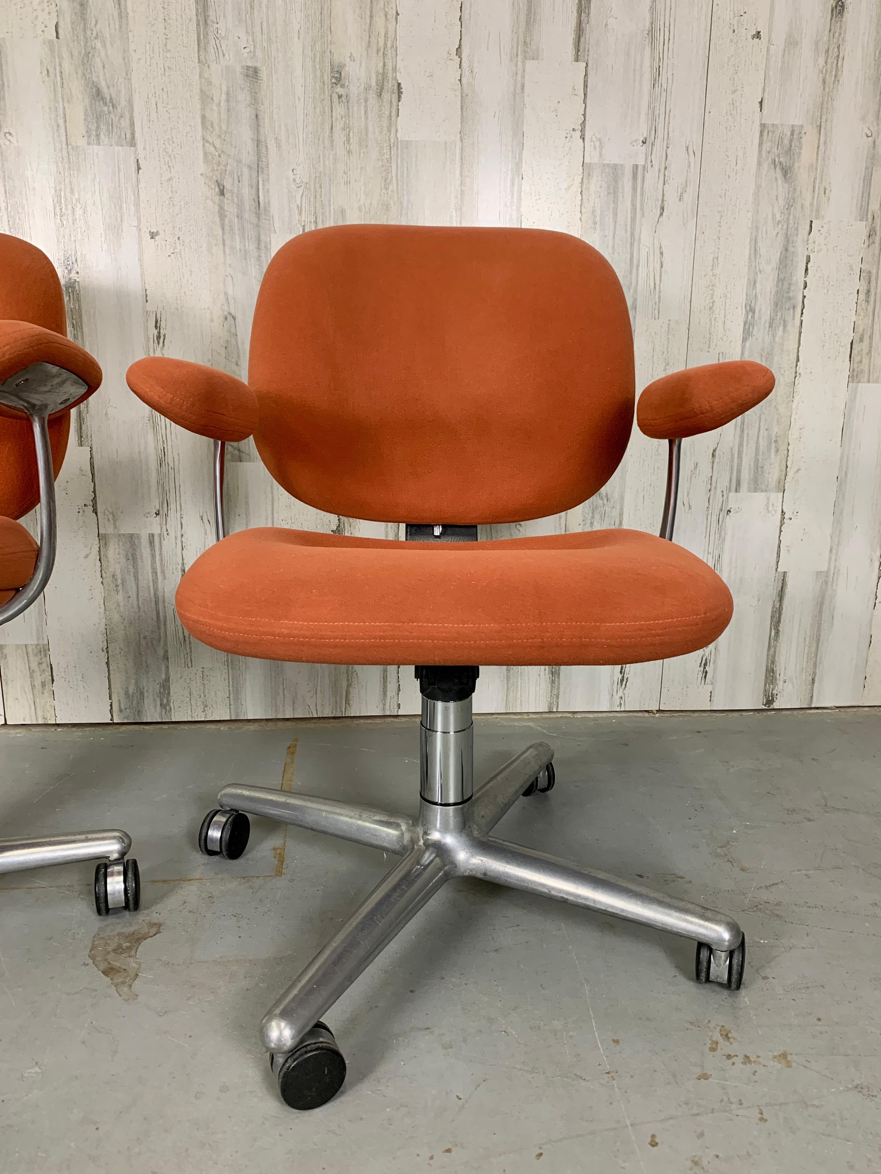 Vintage 1970s Herman Miller Ergon Task Chair 2