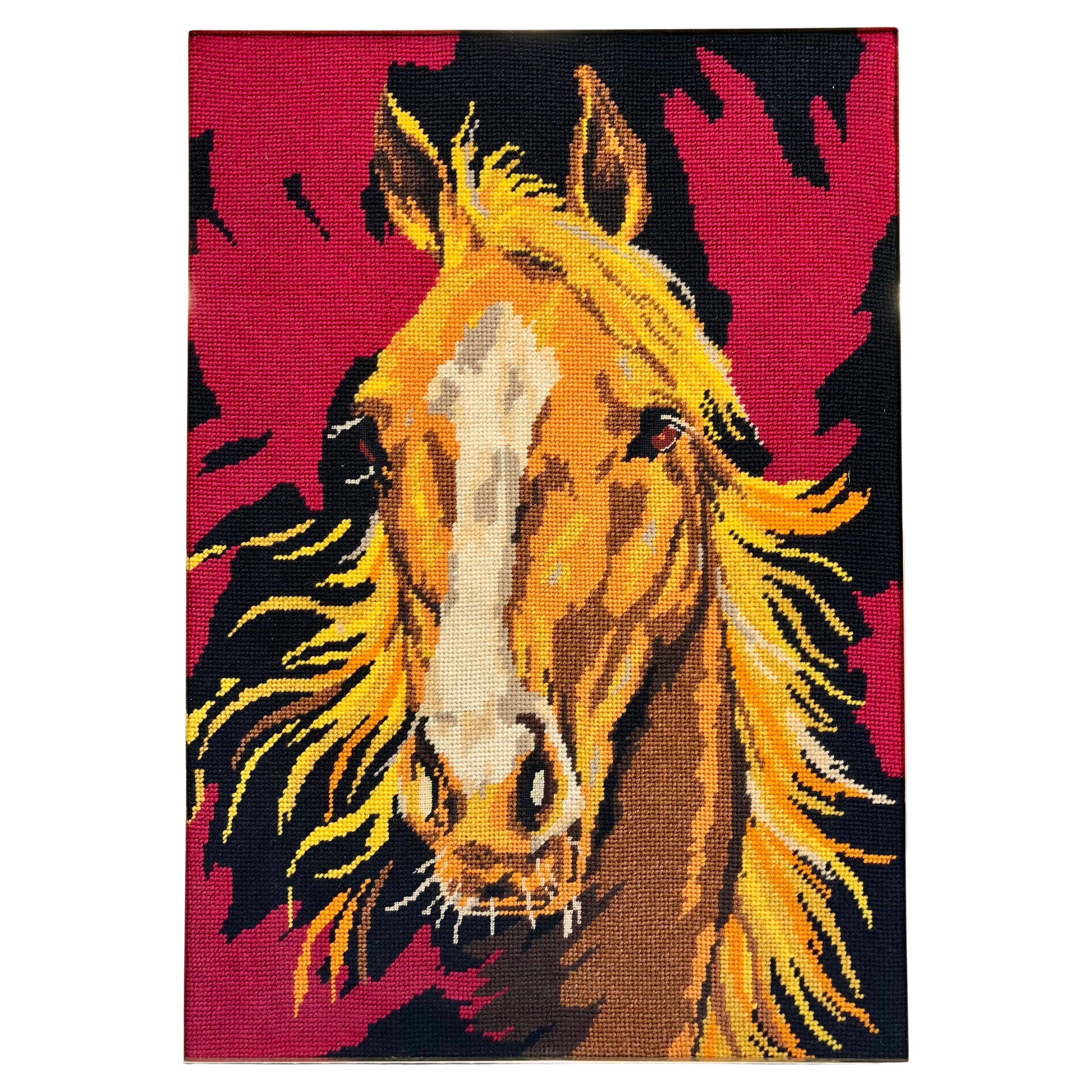Vintage 1970s Pferd Porträt, Nadelspitze Stickerei in Messingrahmen im Angebot