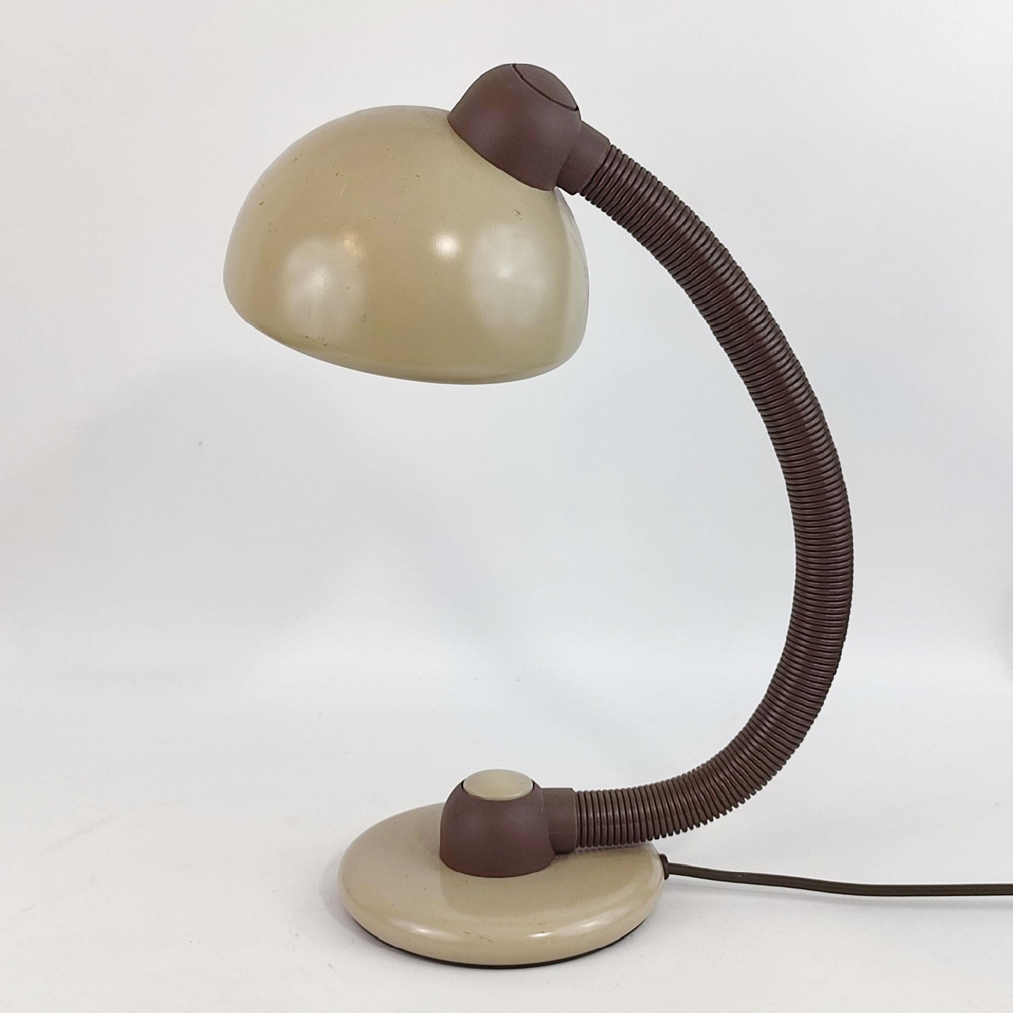 Lámpara de mesa vintage Hustadt Leuchten de los años 70 - Diseño modernista de Alemania Occidental Moderno de mediados de siglo en venta