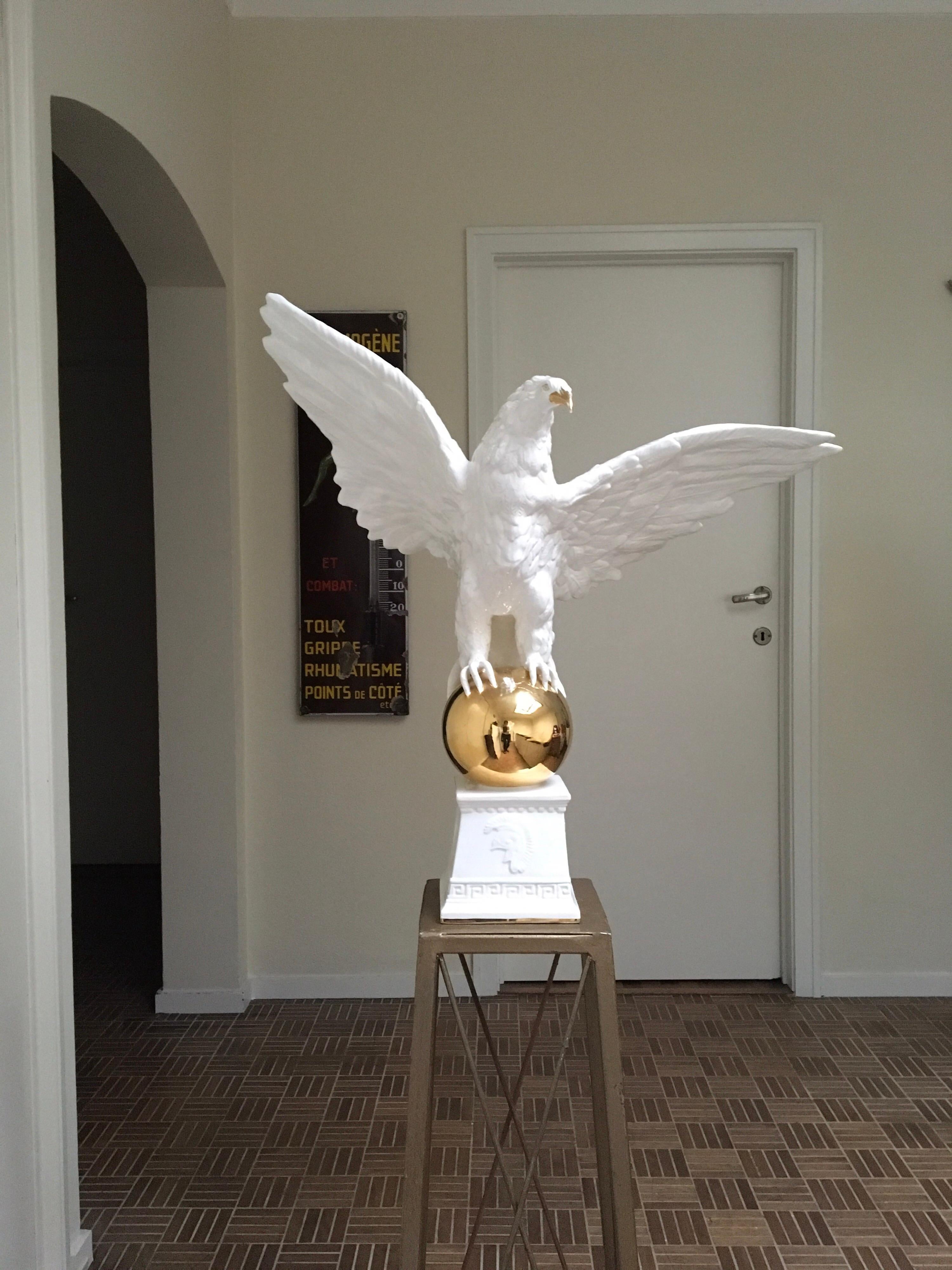 Impressive large Italian Eagle Statue - Eagle Sculpture with Wings Spread Open.
Made of White Ceramic with Hand-Decorated Golden Details and Accents.
Vintage Ceramics - Pottery Made in Italy , probably by Bassano.
This Animal statue - Bird Sculpture