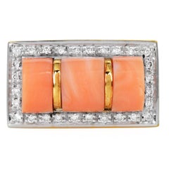 Vintage 1970s Italian Coral Diamond 18K Yellow Gold Ring