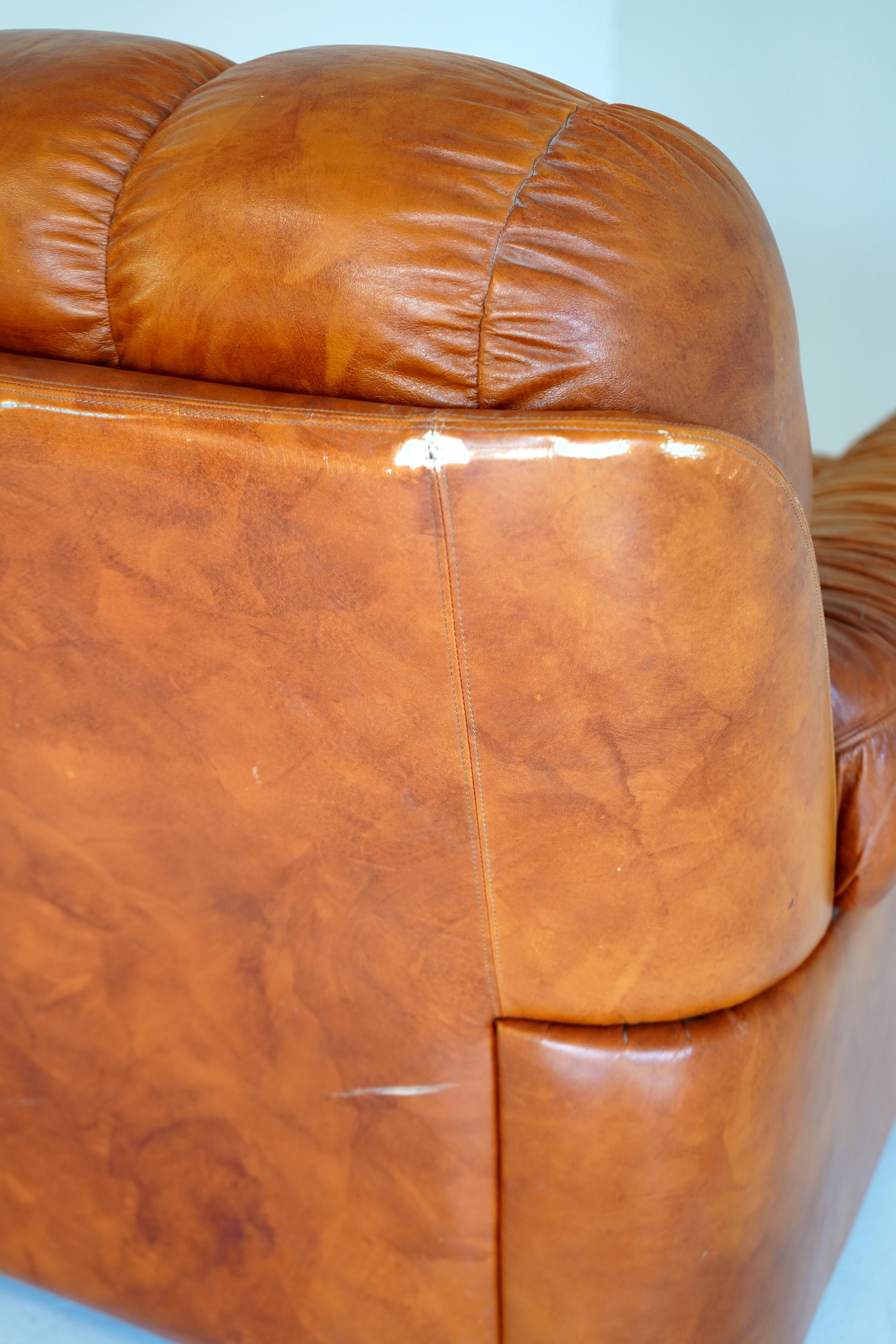 Vintage 1970s Italian Leather 3 - Seat Sofa For Sale 2