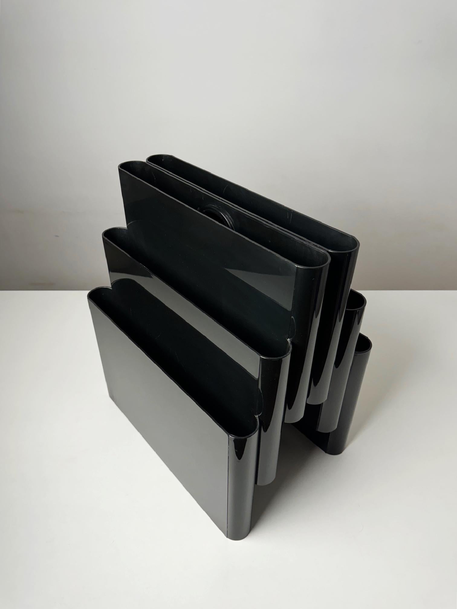 Late 20th Century Vintage 1970s Kartell Magazine Rack by Giotto Stoppino – Iconic Italian Design