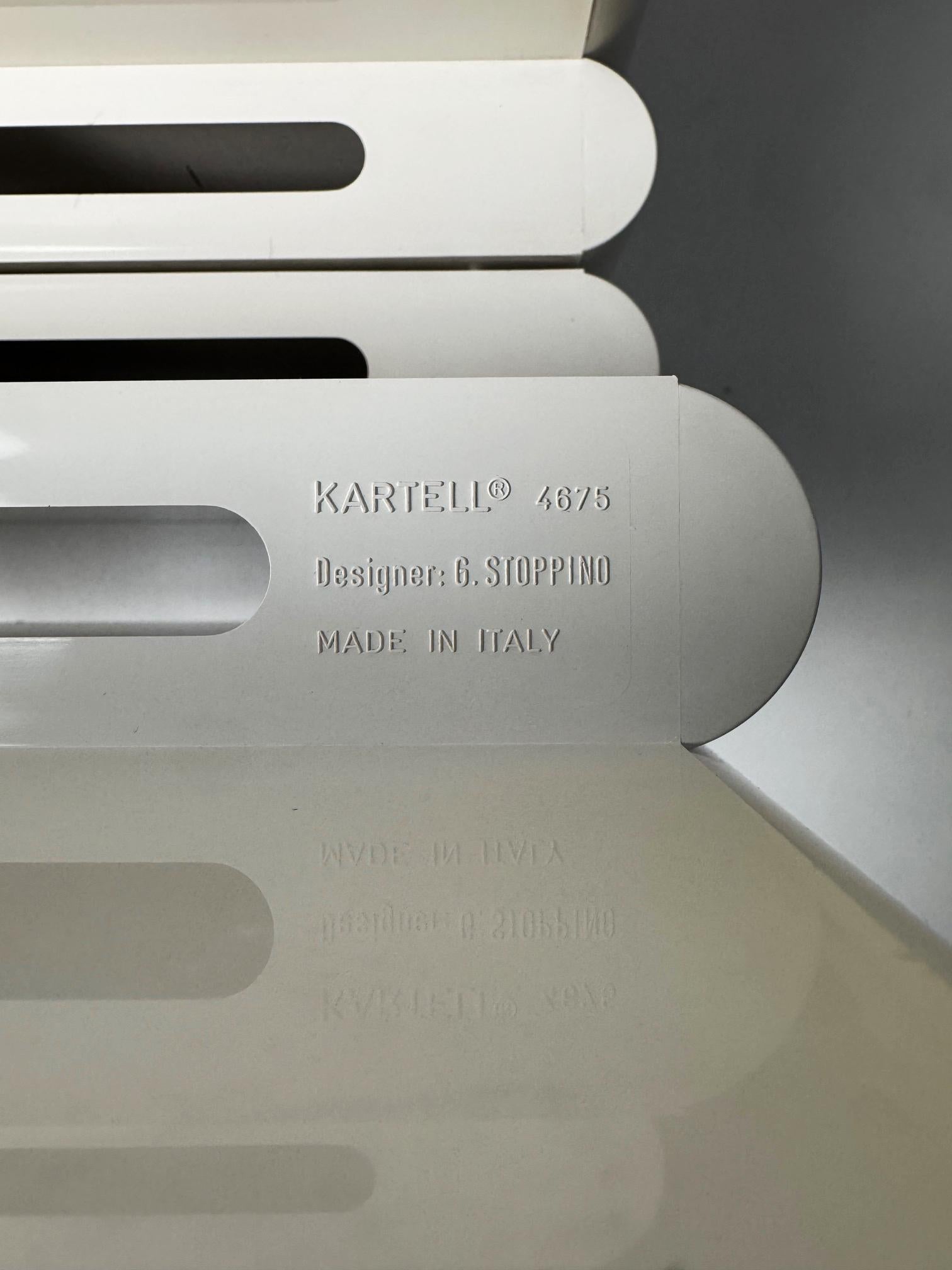 Vintage 1970s Kartell Magazine Rack by Giotto Stoppino – Iconic Italian Design For Sale 3