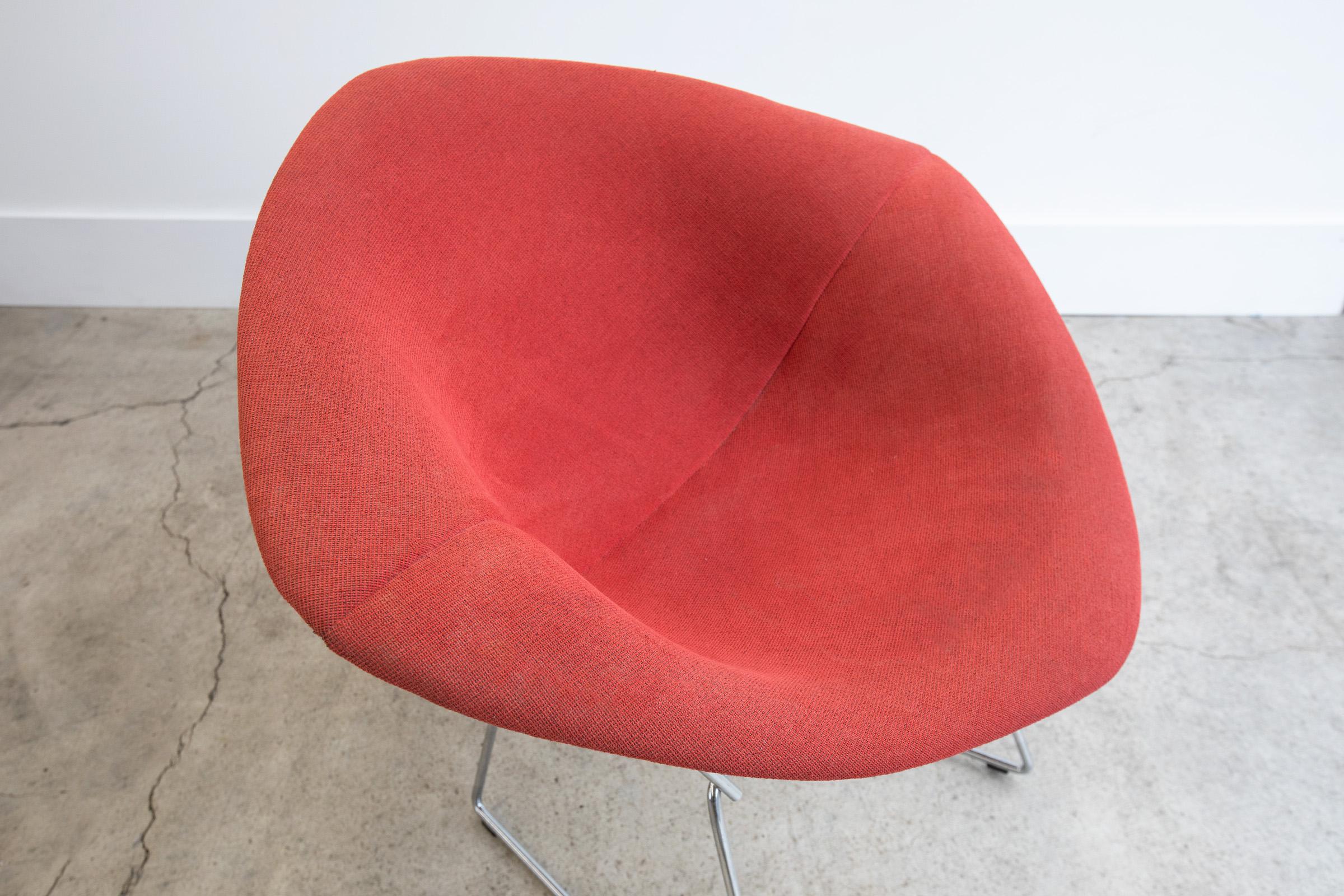 Vintage 1970s Knoll Bertoia Diamond Lounge Chair in Original Muted Upholostery In Good Condition For Sale In Portland, OR
