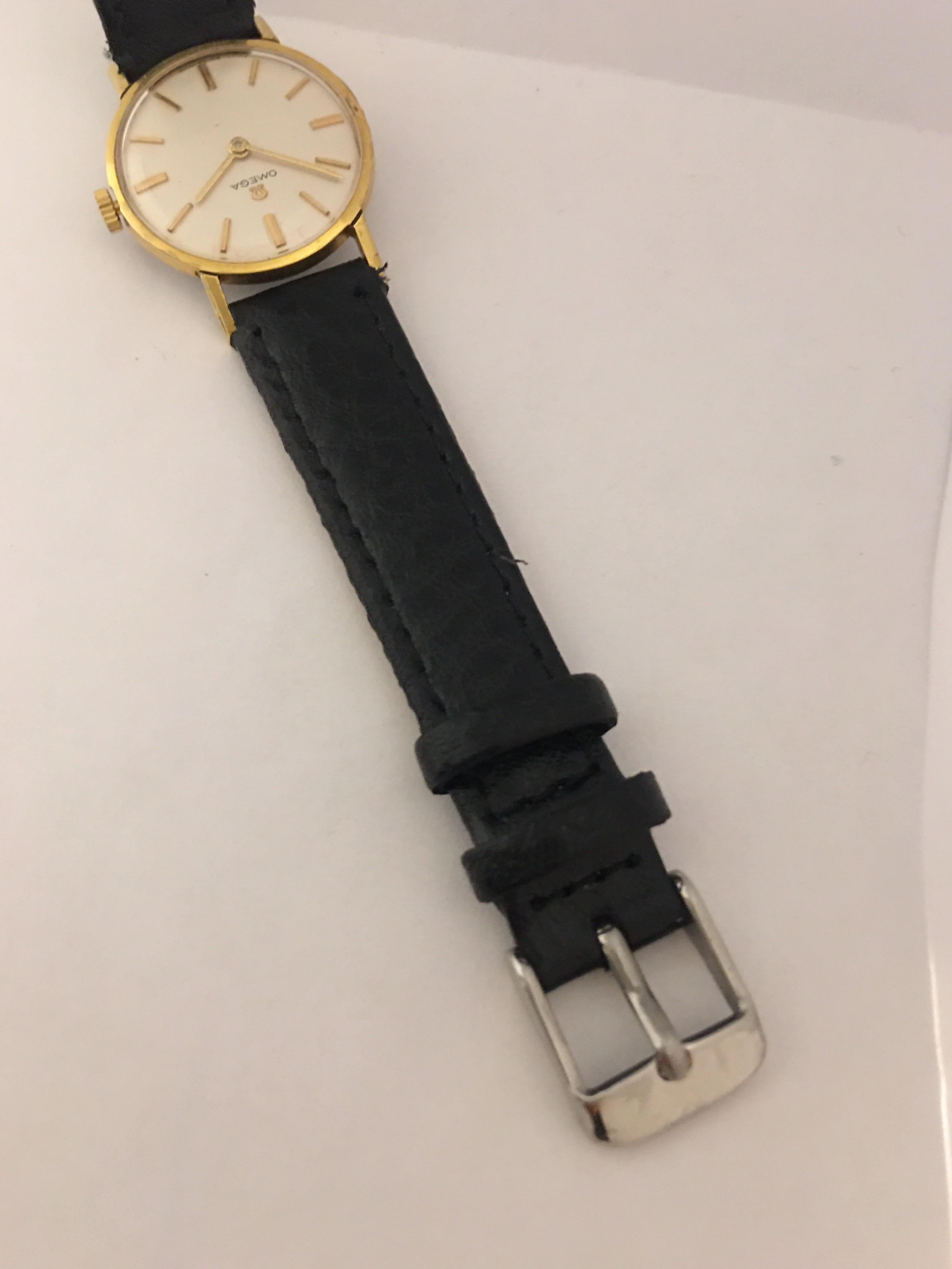 Vintage 1970s Ladies Omega Mechanical Watch In Good Condition In Carlisle, GB