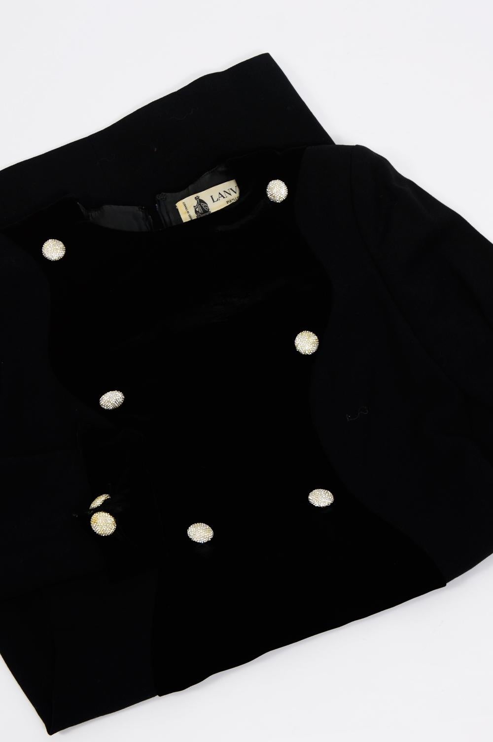 Vintage 1970s Lanvin black crepe/velvet and rhinestone buttons elegant dress In Excellent Condition For Sale In Antwerp, BE