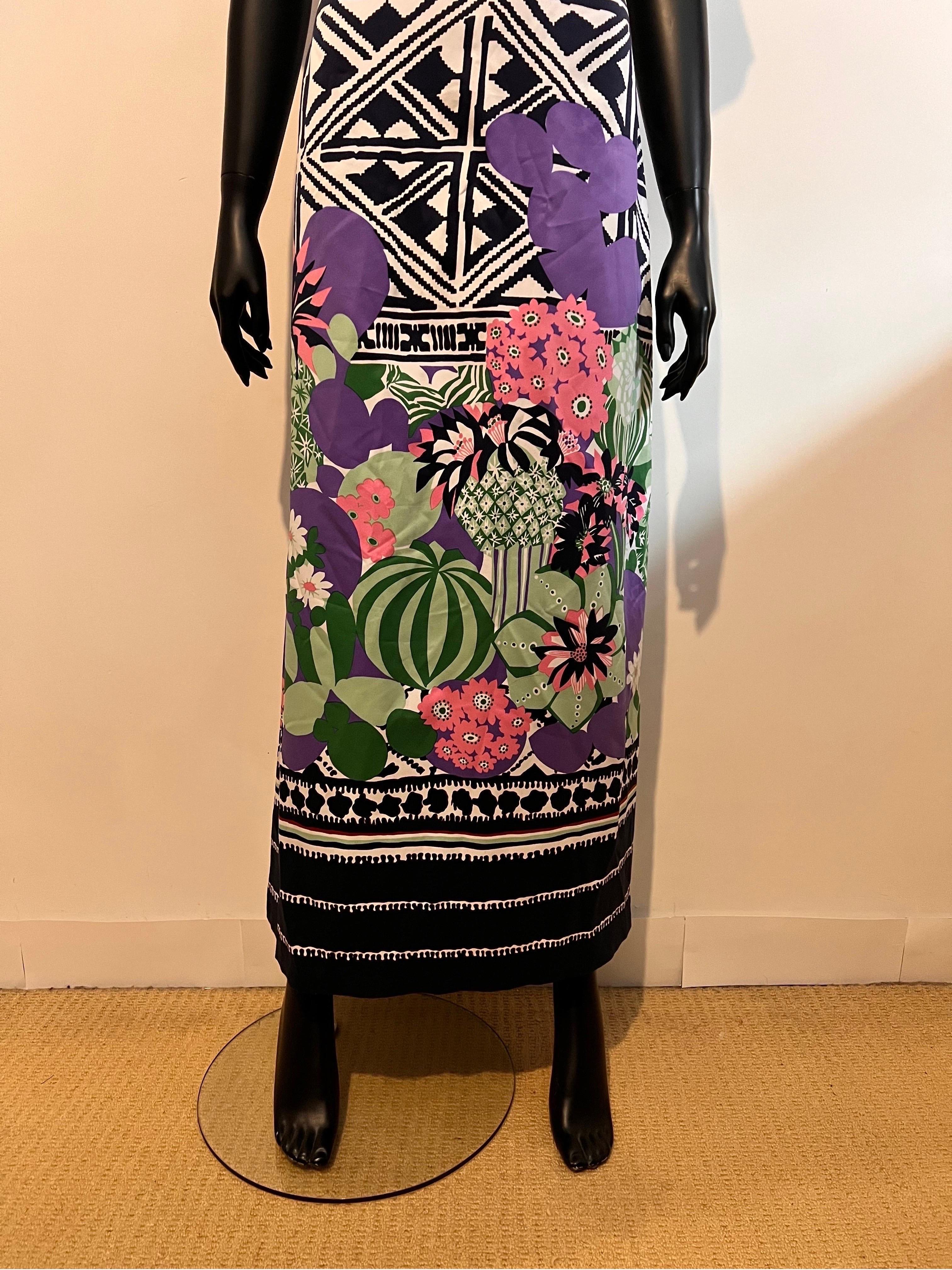 Vintage 1970’s Lanvin Boutique Paris long floral patterned summer dress In Good Condition For Sale In COLLINGWOOD, AU