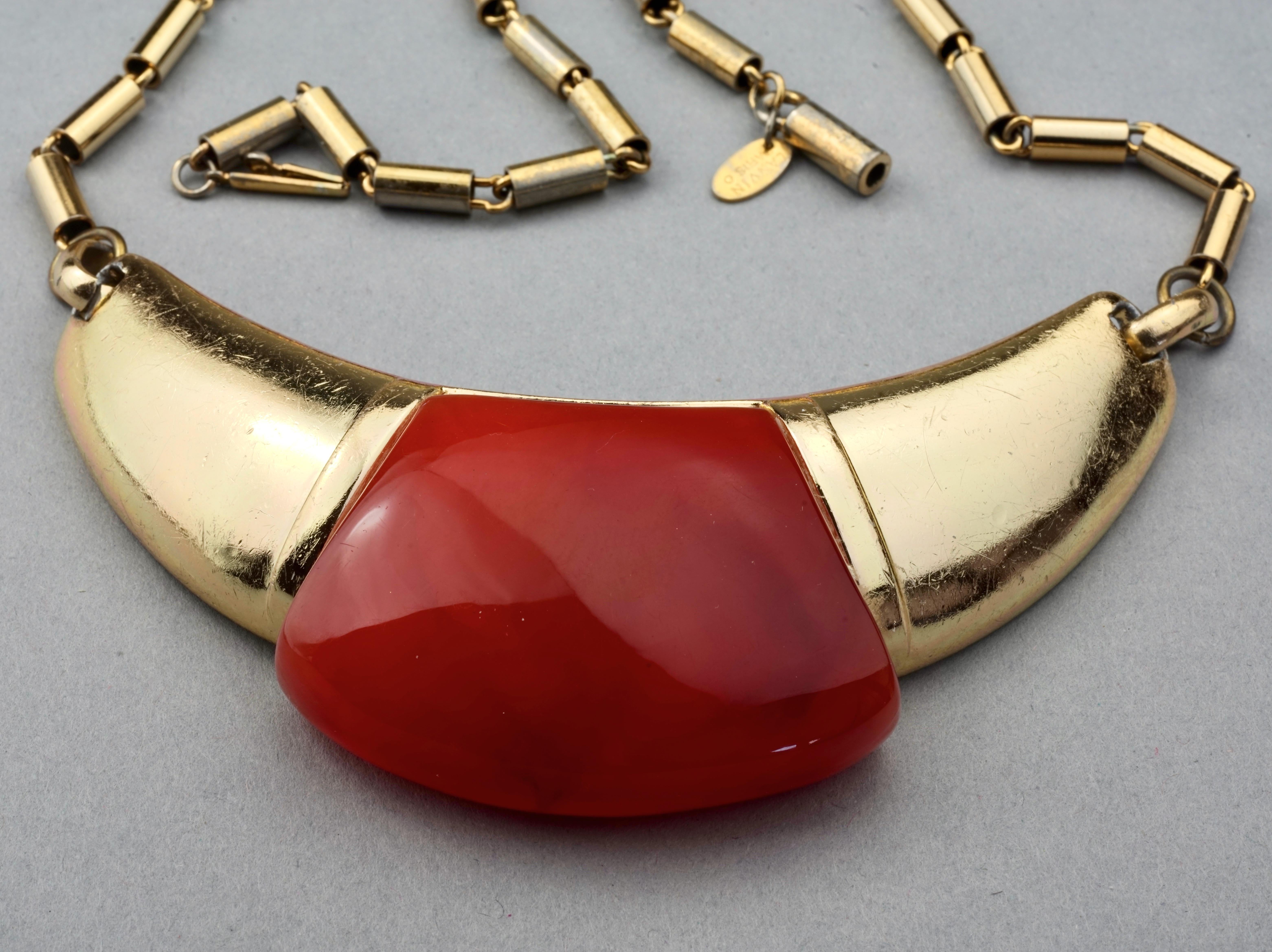 vintage lucite jewelry