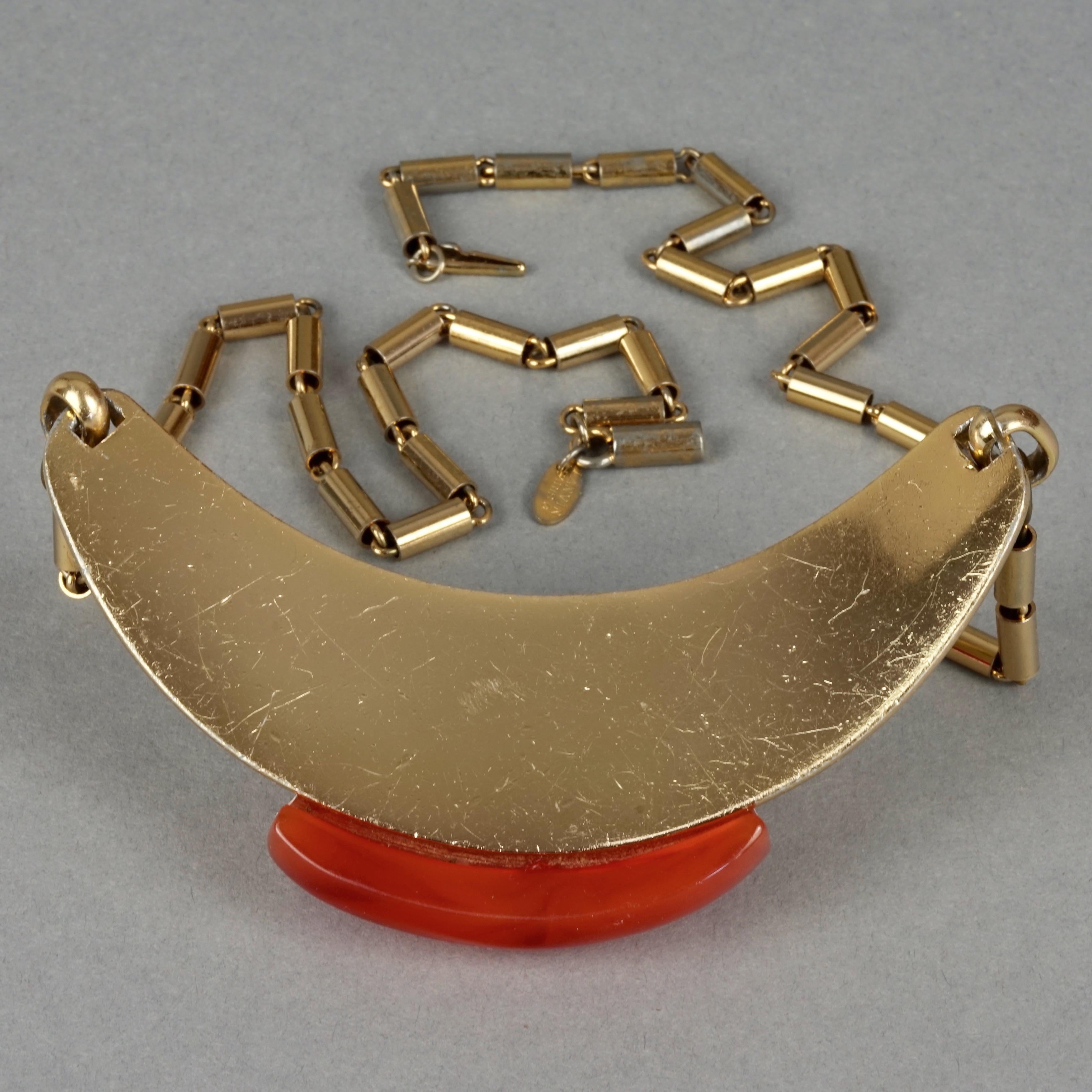 Vintage 1970s LANVIN Paris Modernist Lucite Necklace For Sale 1