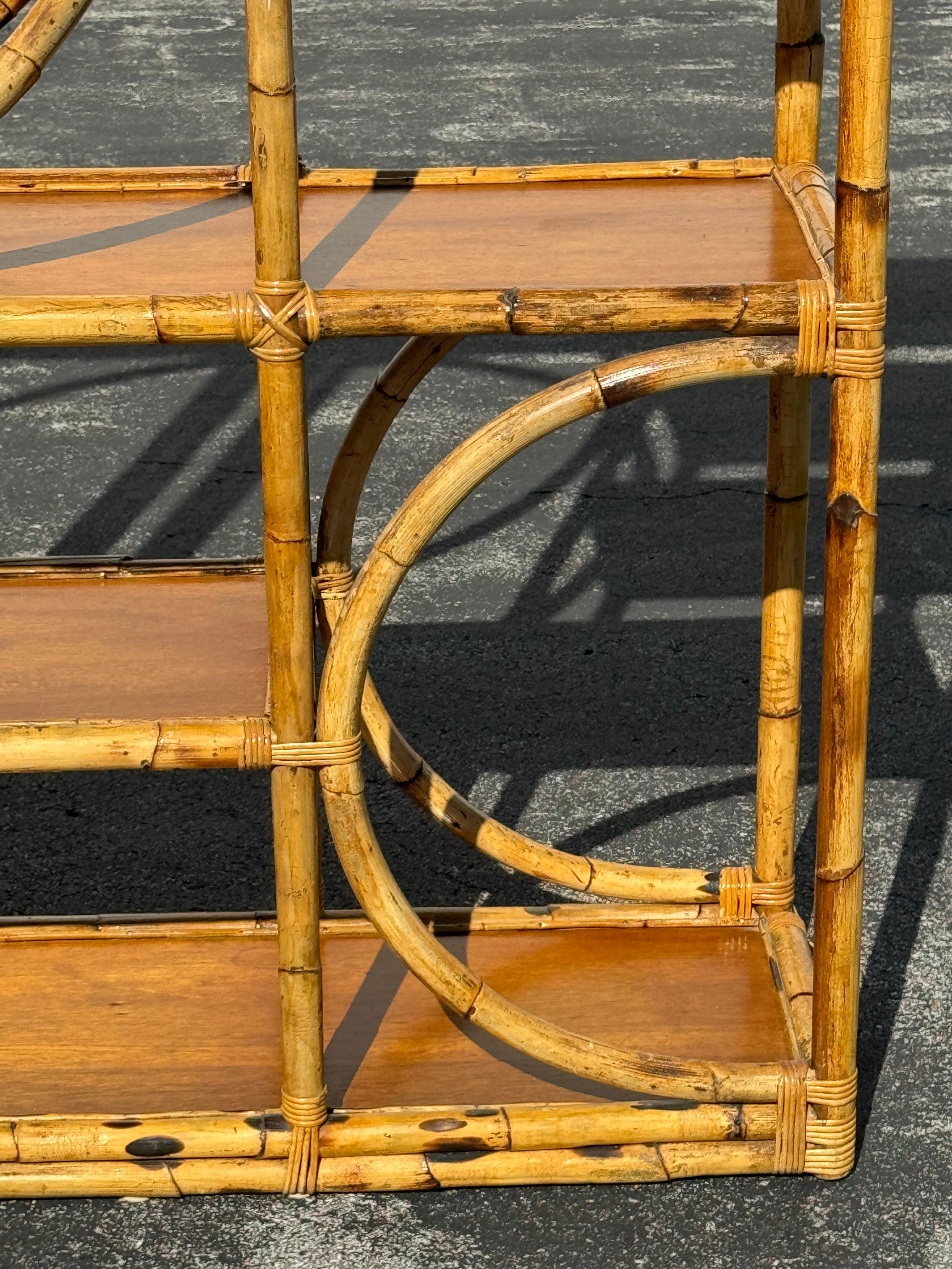 Vintage 1970s Large 2 Piece Hollywood Regency Bamboo Étagère with Wood Shelves im Angebot 3
