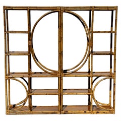 Étagère de bambú con estantes de madera Vintage 1970s Large Hollywood Regency de 2 piezas