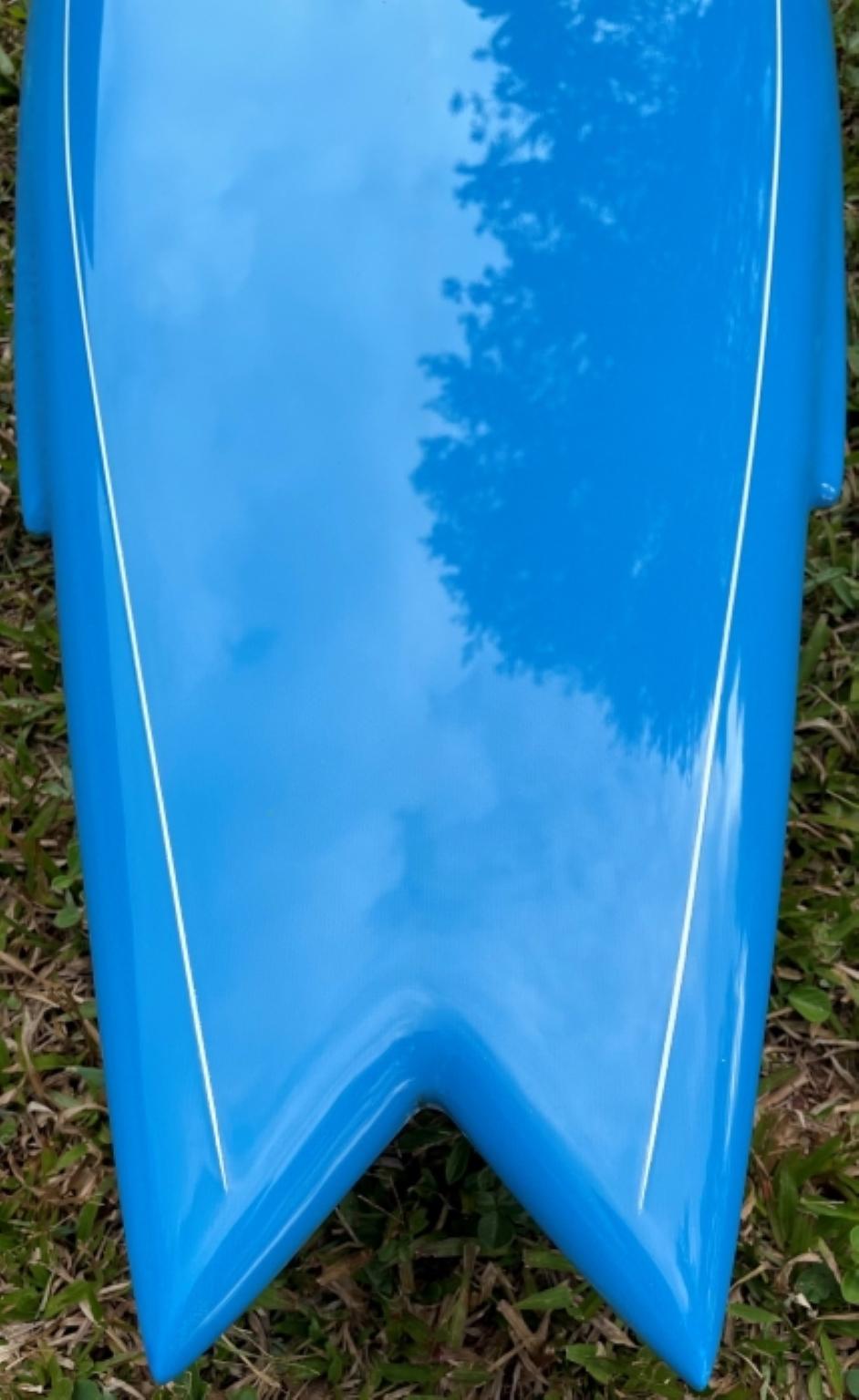 Vintage 1970s Lightning Bolt Surfboard by Tom Parrish In Excellent Condition In Haleiwa, HI