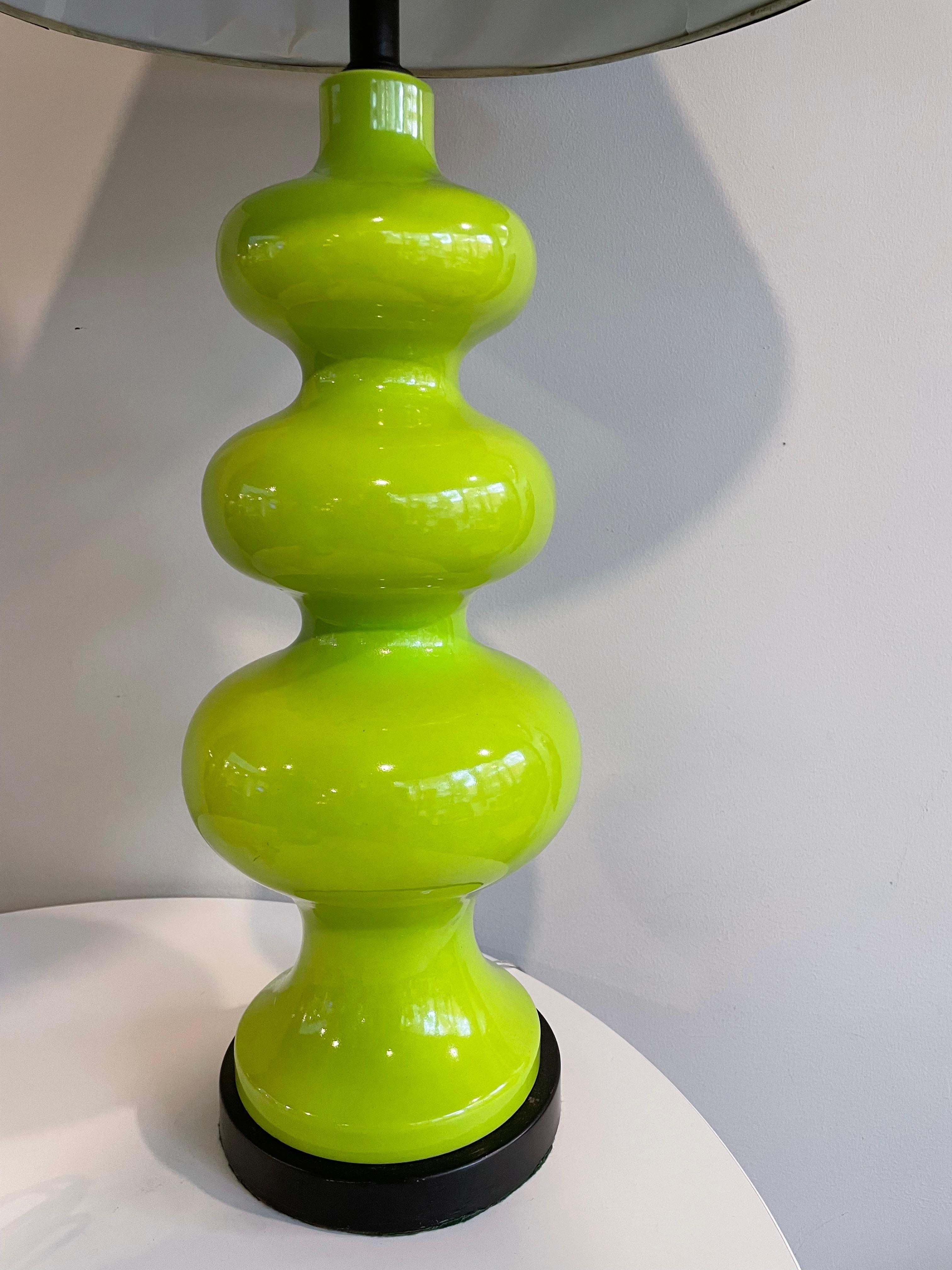 Vintage 1970s Lime Green Keramik Tischlampen im Zustand „Gut“ in Philadelphia, PA
