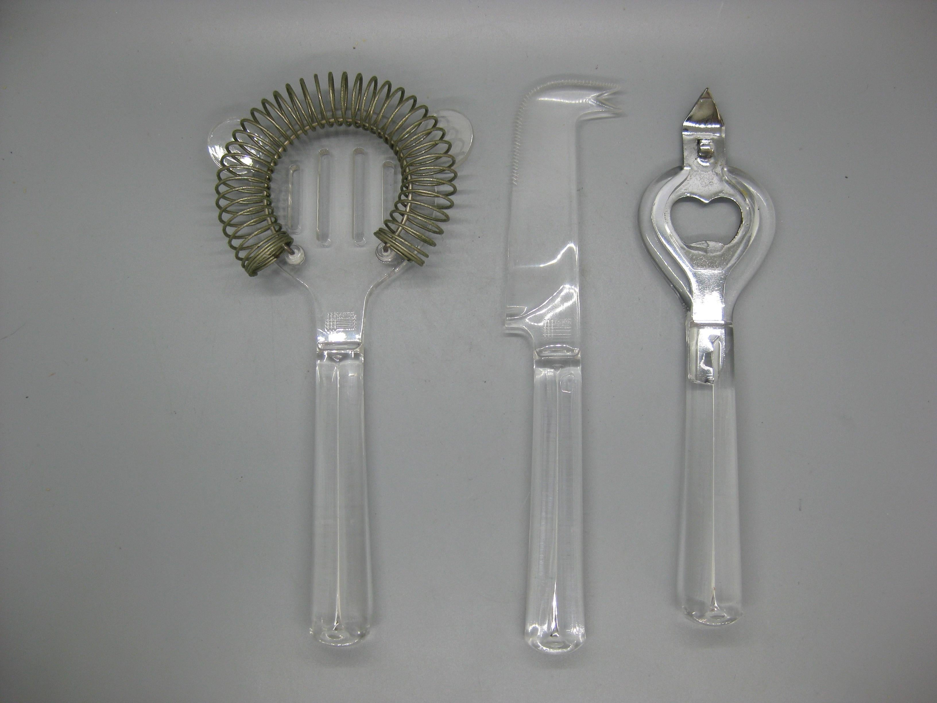 Vintage 1970's Lucite Acrylic Bar Tool Set Barware Serving Pieces w/Caddy For Sale 4