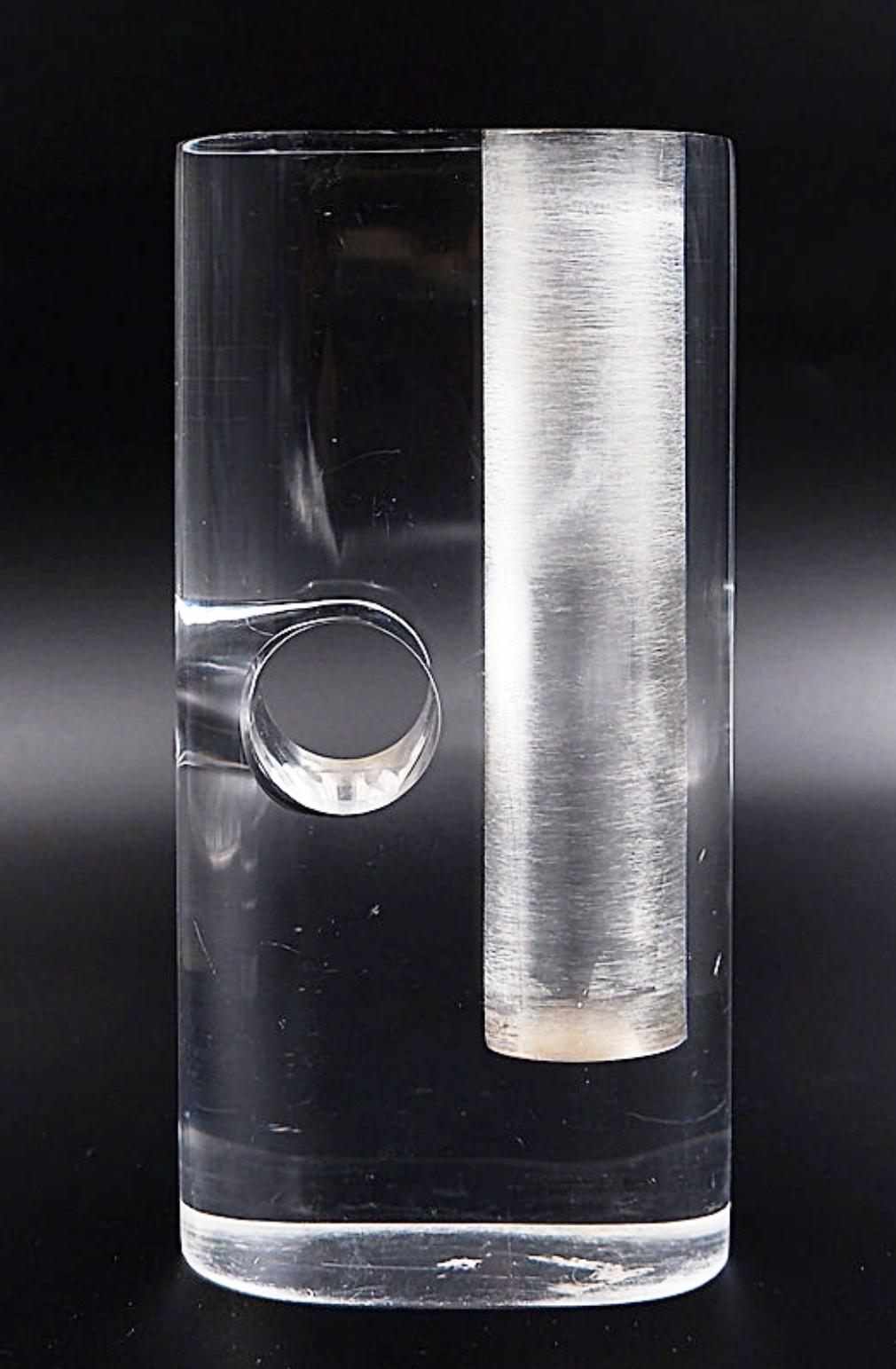 Vintage 1970s Lucite Soliflor Vase For Sale 6