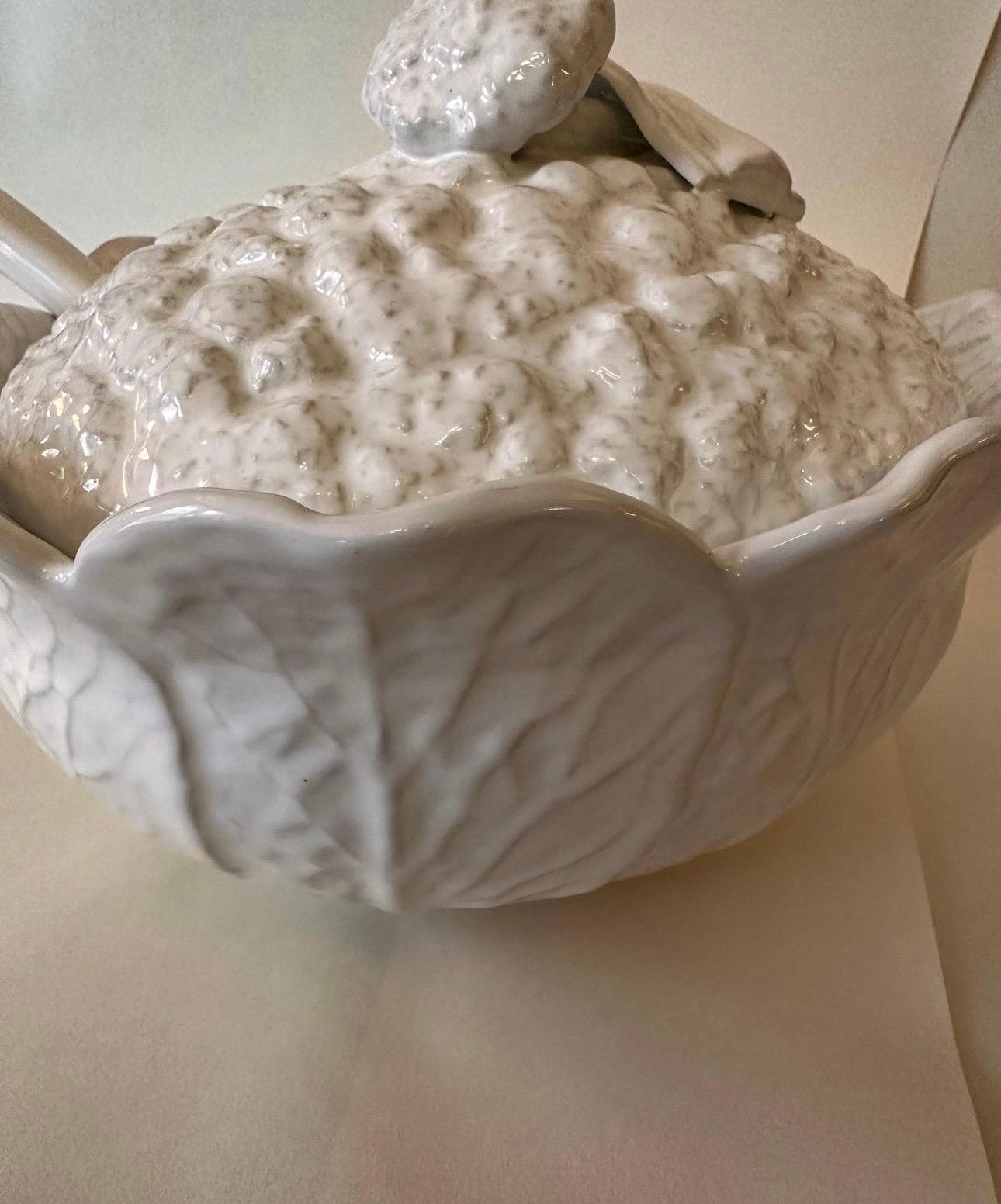 Vintage 1970s Made in Portugal Cauliflower Vegetable Soup Tureen With Ladle In Good Condition For Sale In Portage, MI
