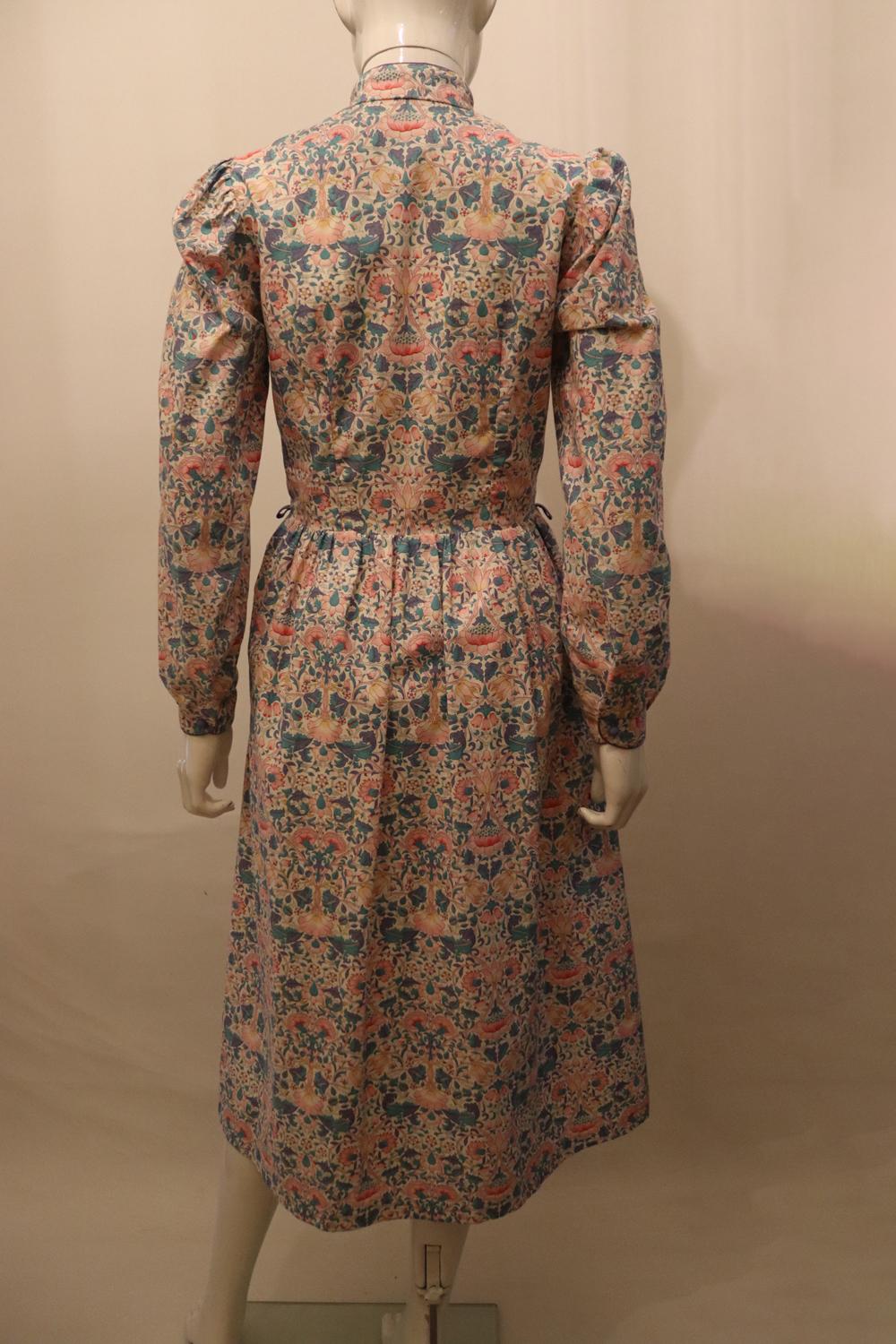 Vintage 1970s Marion Donaldson Floral Dress For Sale 3