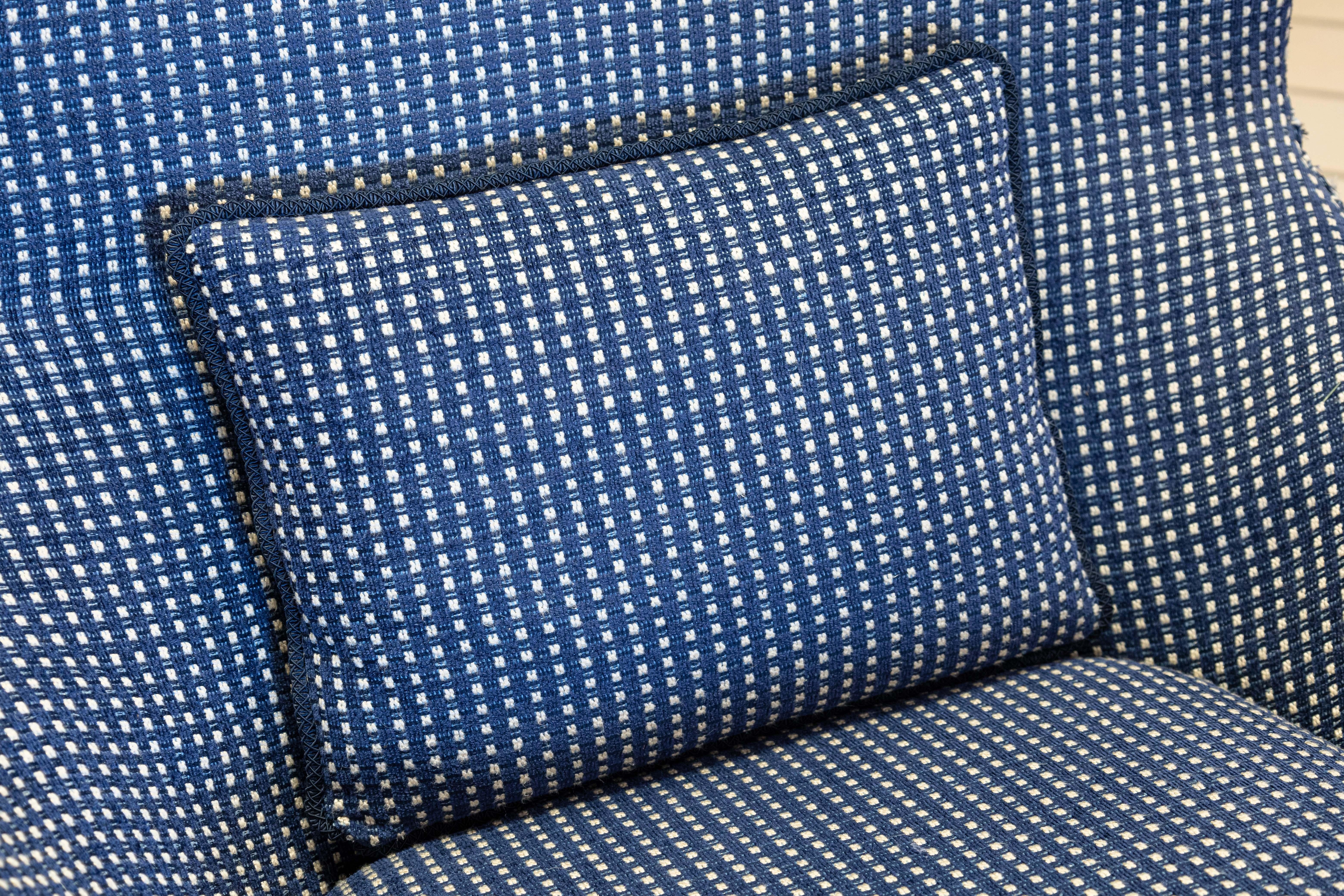 Metal Vintage 1970s Mid Century Modern Arne Jacobsen Egg Chair Blue Checkered Fabric For Sale