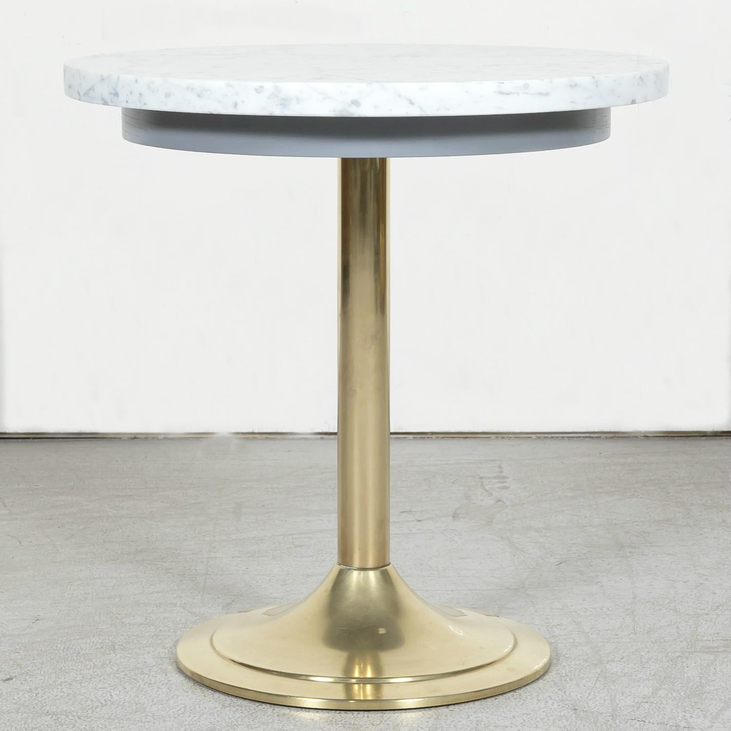 Late 20th Century Vintage 1970s Mid-Century Modern French Brass and Marble Top Cocktail Side Table For Sale