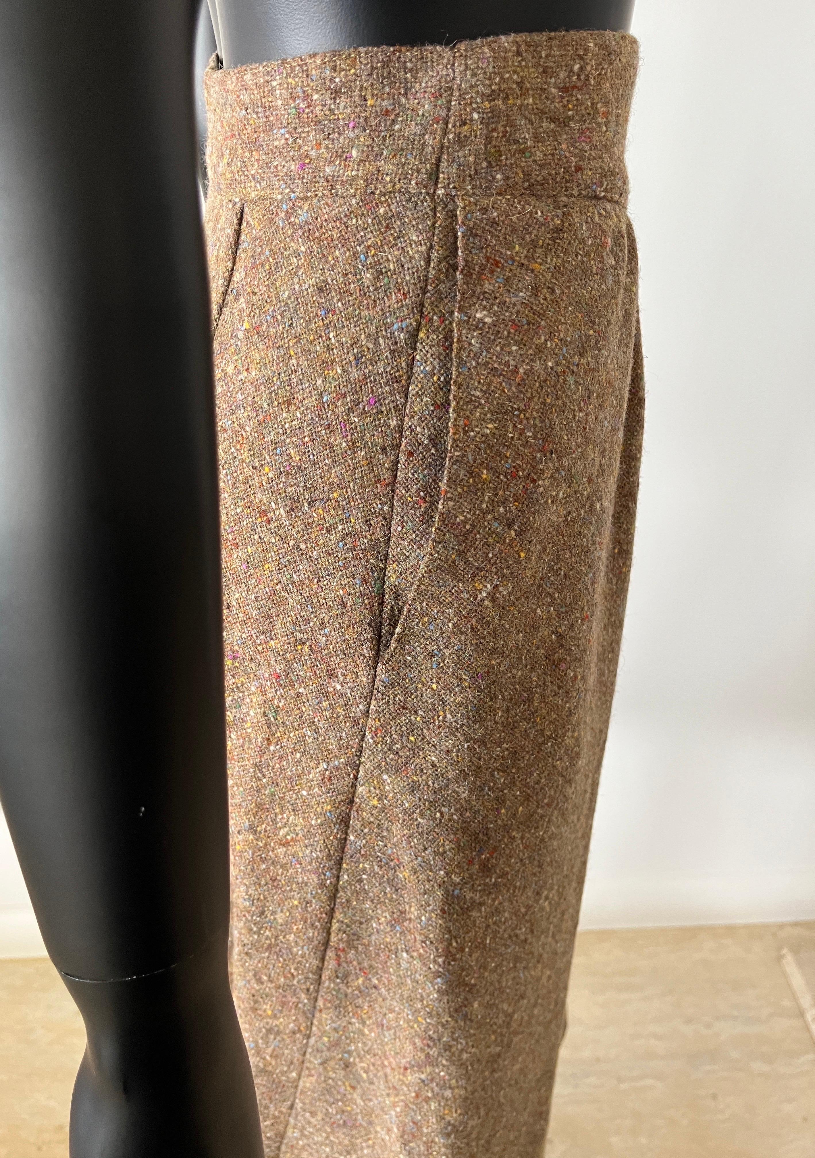 VINTAGE 1970’S MISSONI wool tweed  A-Line Skirt -  Never been Worn For Sale 6
